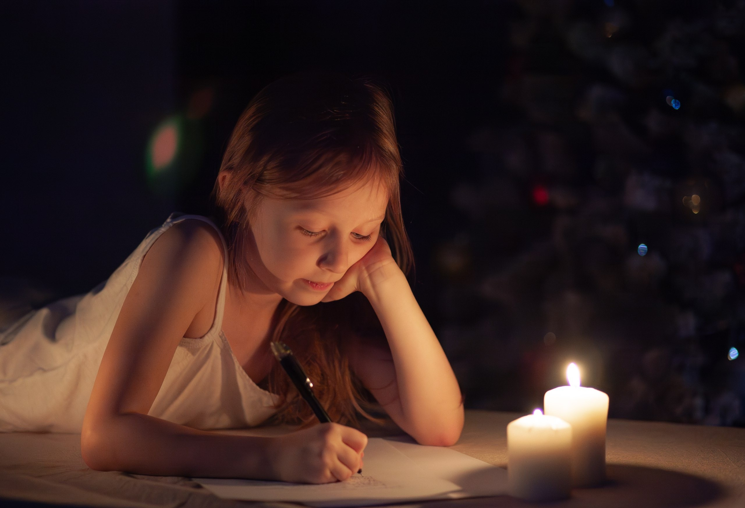 Письмо деду морозу — детская творческая фотосессия. Анастасия, Фотограф женского портрета и беременности в стиле vogue