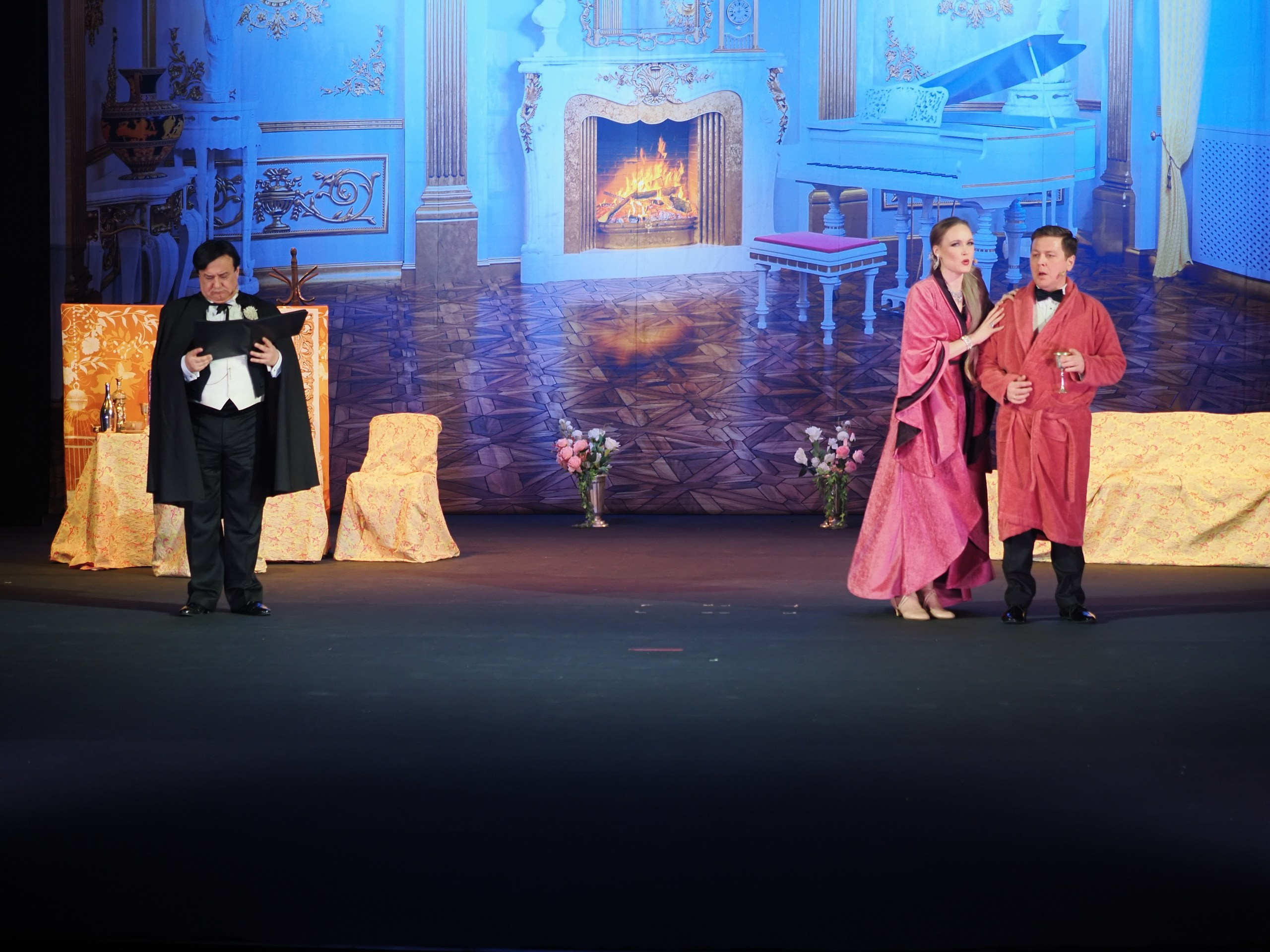 «БУФФ-ПАРАДИЗ» Летучая мышь (в Нск). Портретный и спортивный фотограф в Новосибирске и Твери Кононов Алексей