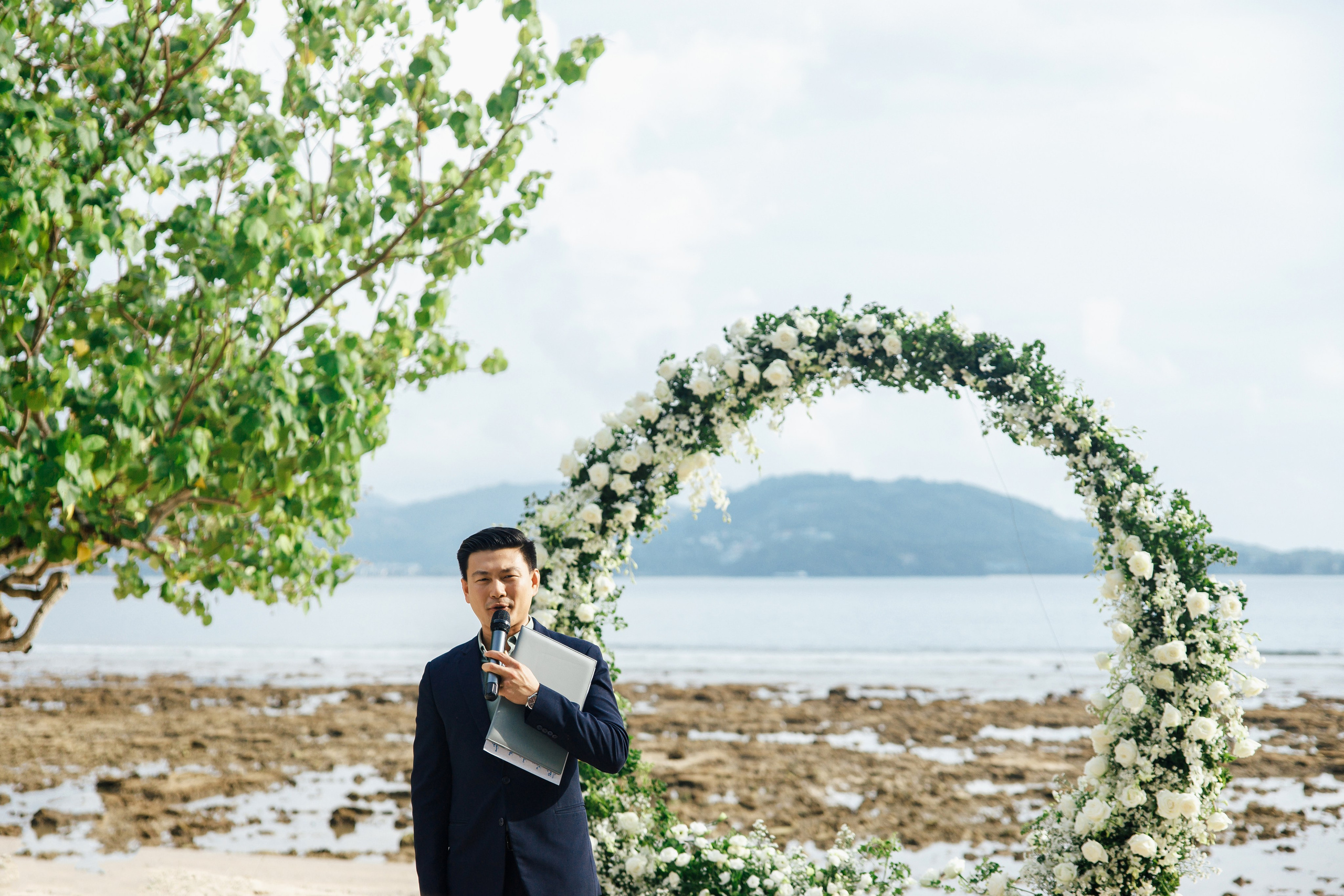 Wedding in Phuket at the Thavorn Hotel. Photographer in Phuket. Photographer Thailand