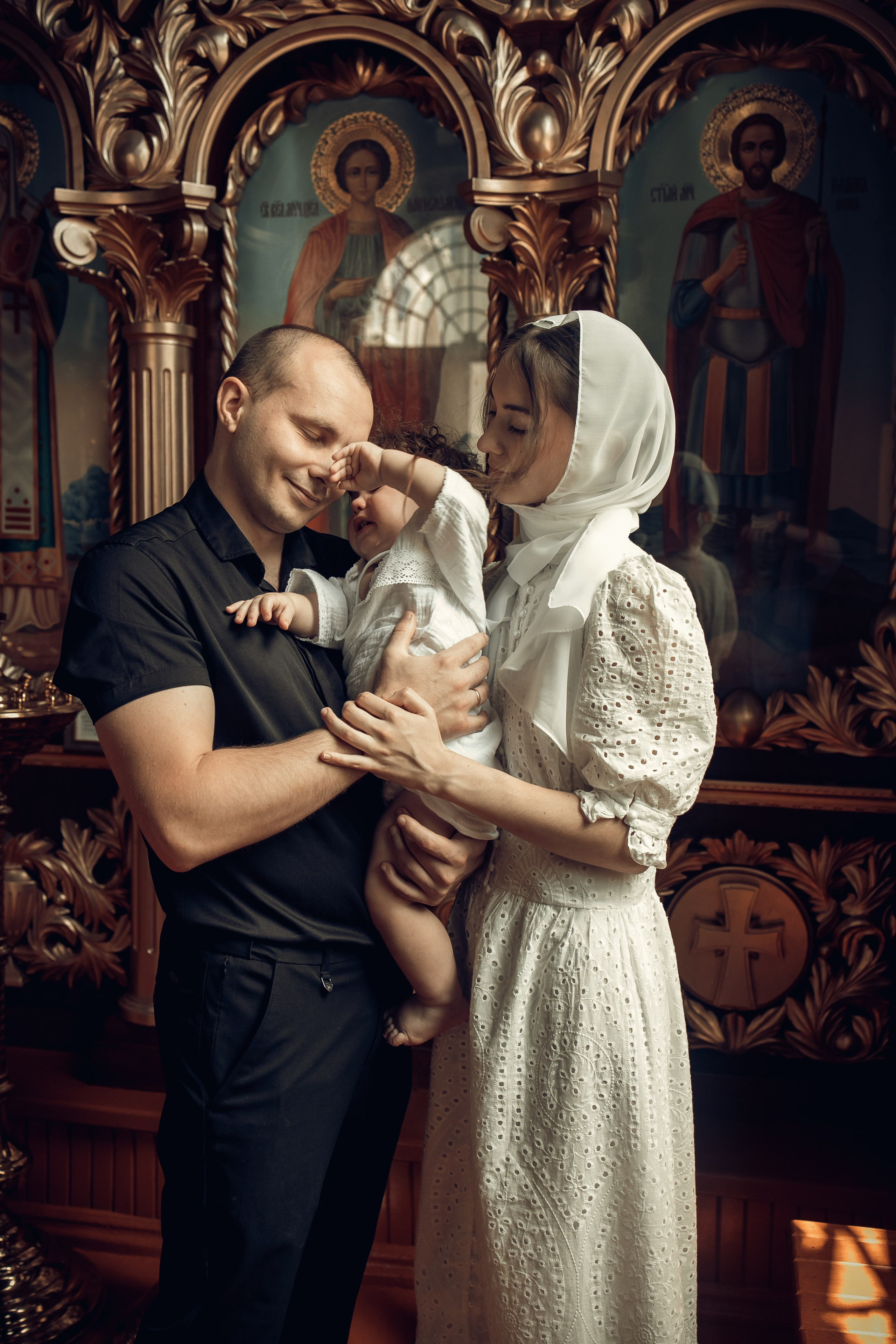 Таинство Крещения Мирона. Свято-Успенский храм. Свадебный фотограф Краснодар Инна Кириенко