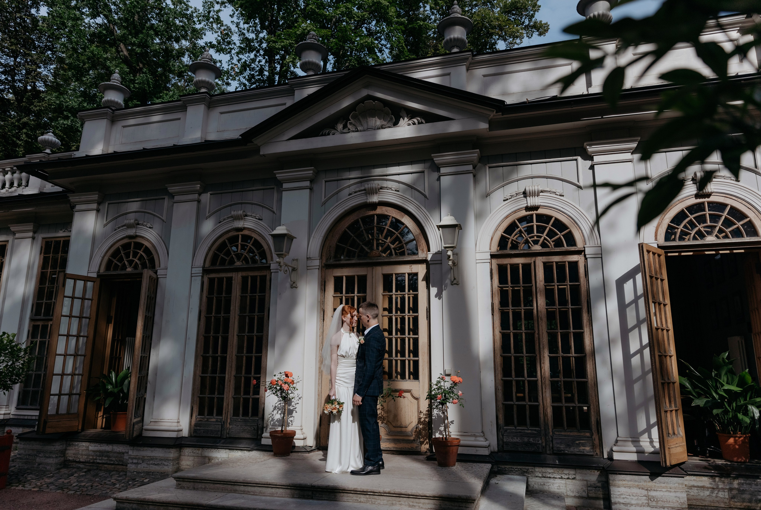 Кроме чувств, ничто не способно излечить душу, равно как ничто, кроме души, не способно излечить чувства. Свадебный фотограф в Санкт-Петербурге