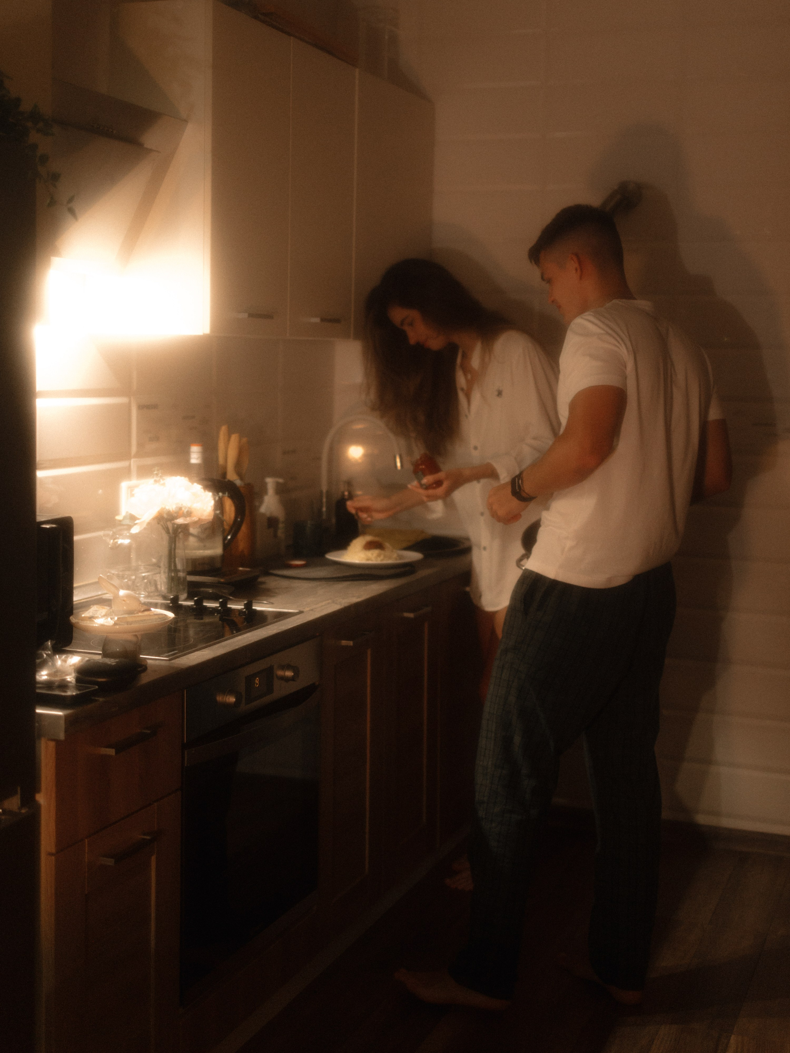 Никита и Лера. Домашний вайб. Семейный фотограф в Краснодаре Храмова Анна