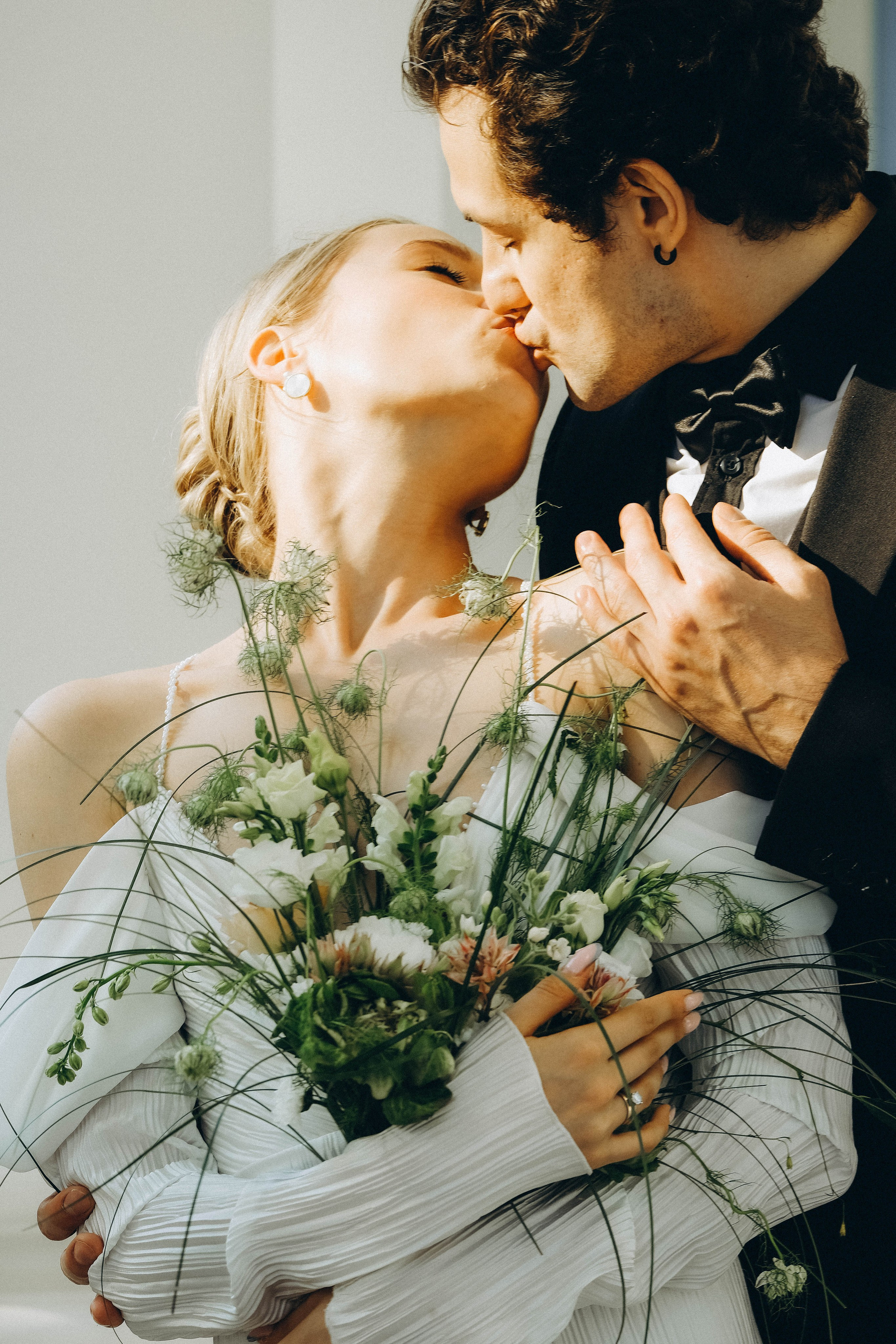 СВАДЕБНАЯ СЬЕМКА В ПАРКЕ ОРАНИЕНБАУМ. Профессиональный фотограф, Санкт-Петербург — Виктория Богомолова