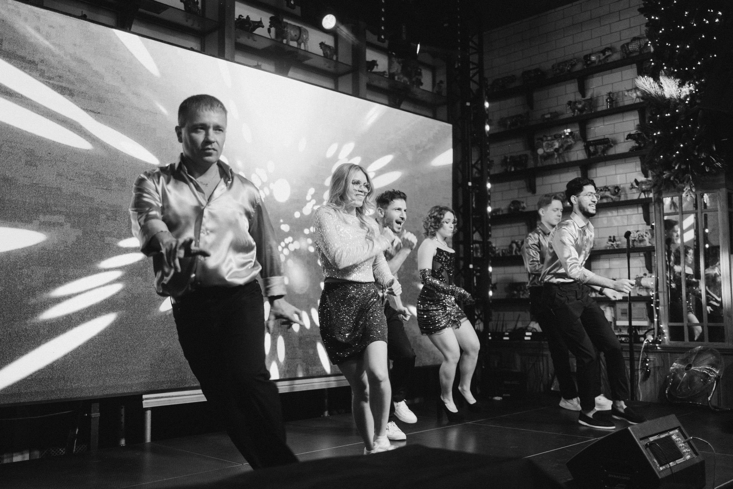 Новогодний корпоратив ресторан Рибай. Фотограф Артем Бросов в Санкт-Петербурге и Дубае