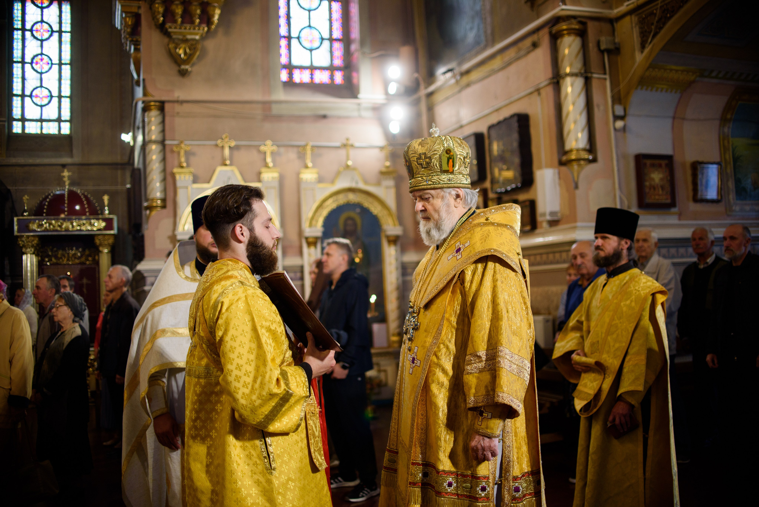 Воскресная литургия 29.10.2023. Семейный и свадебный фотограф в Феодосии и Коктебеле