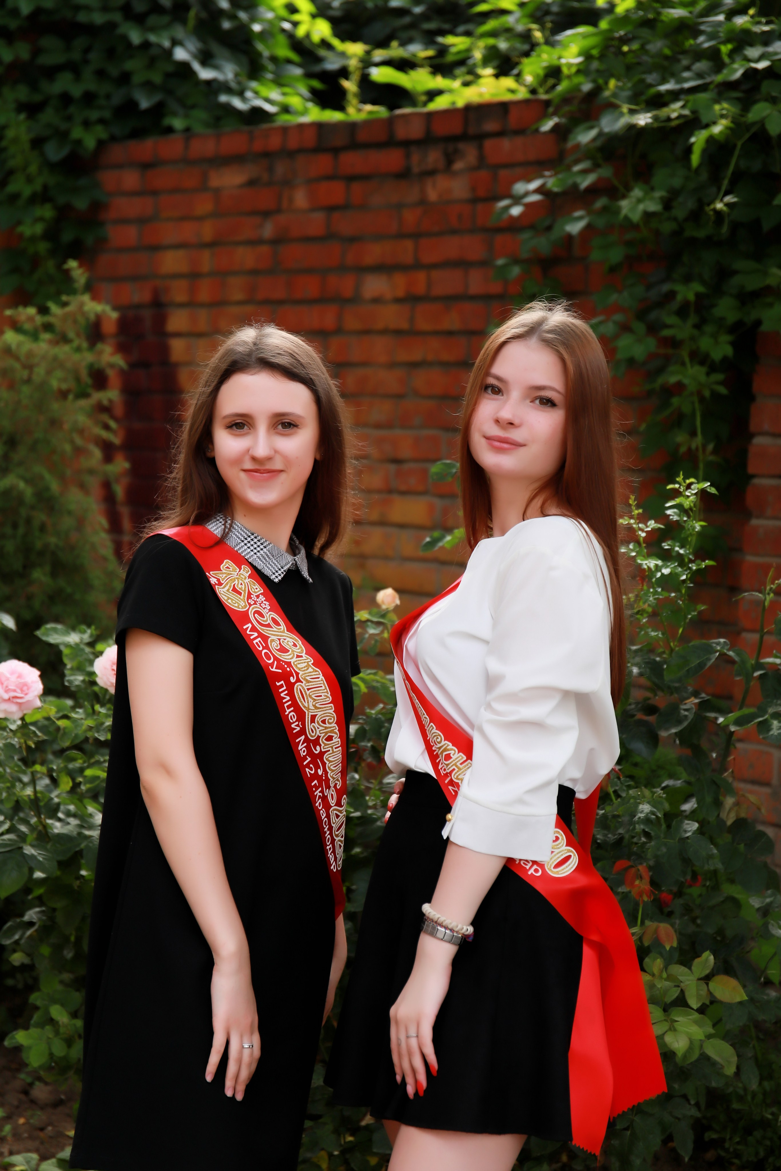 Вручение аттестатов (12 лицей). Детский семейный фотограф Краснодар