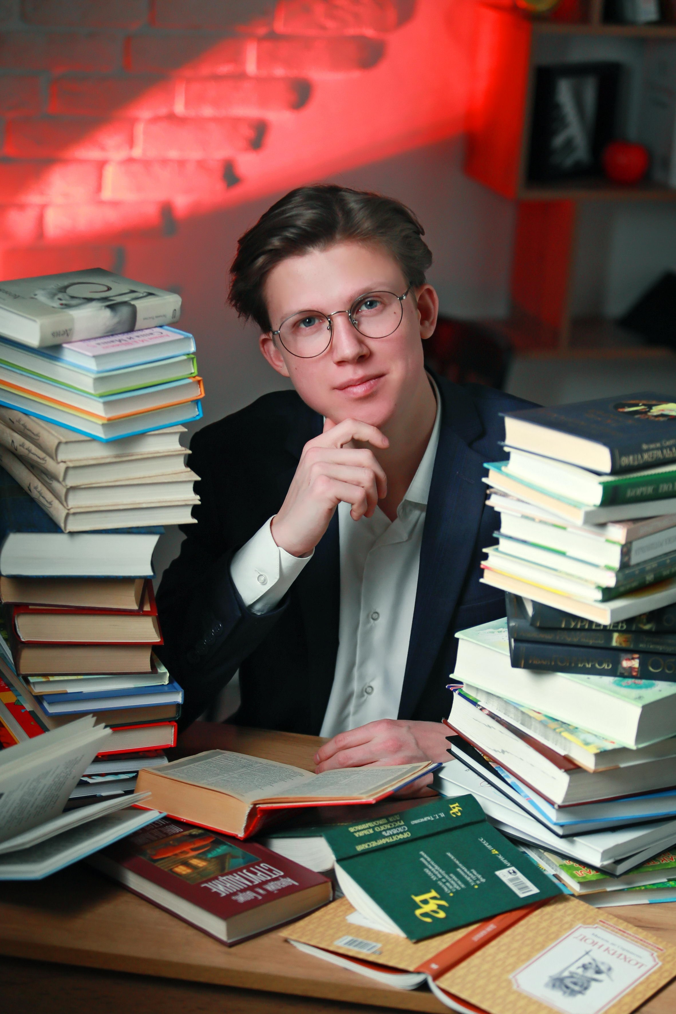 Альбомы для 9 и 11 класса. Создание стильных выпускных альбомов