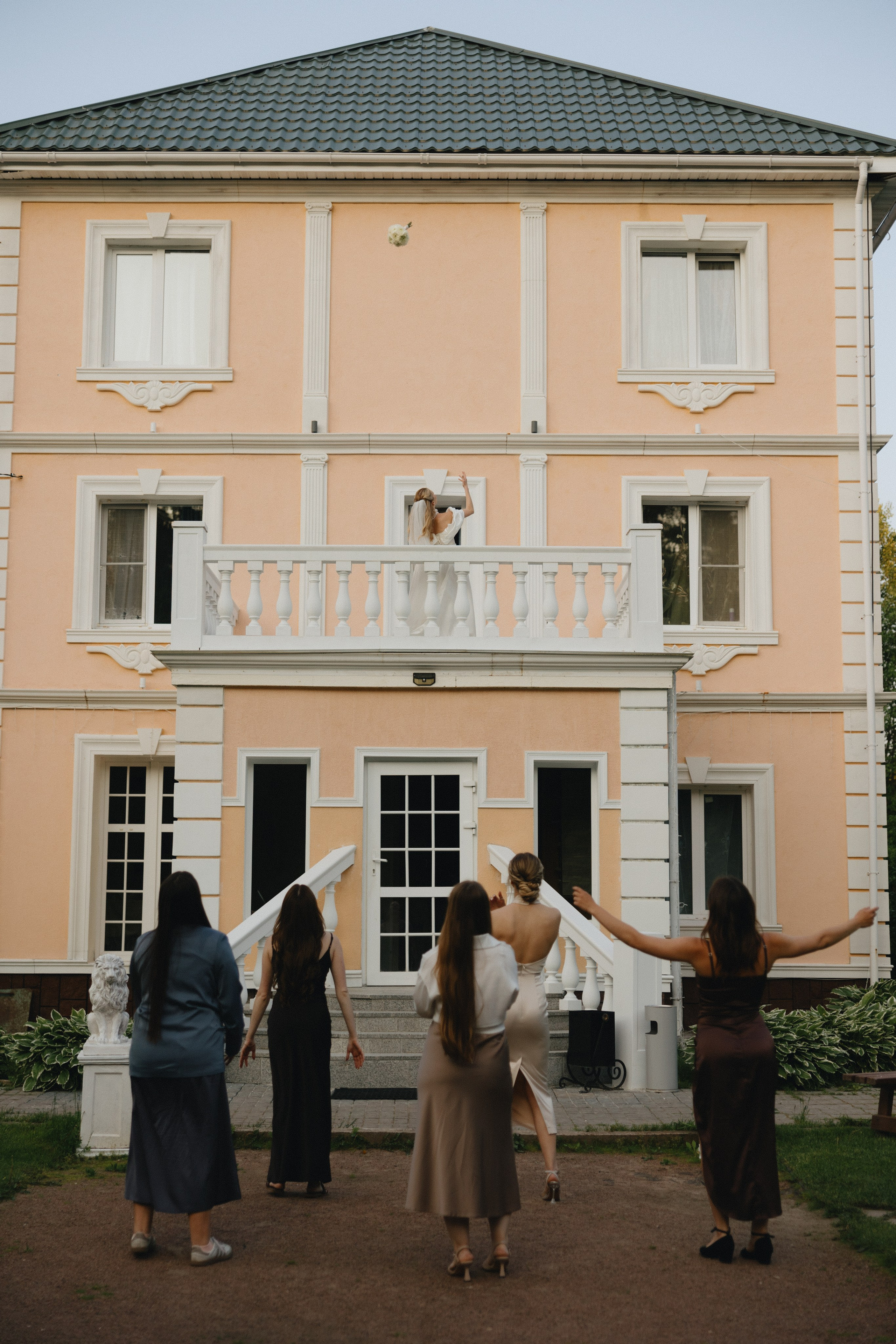 Под открытым небом / 2025. Фотограф СПб