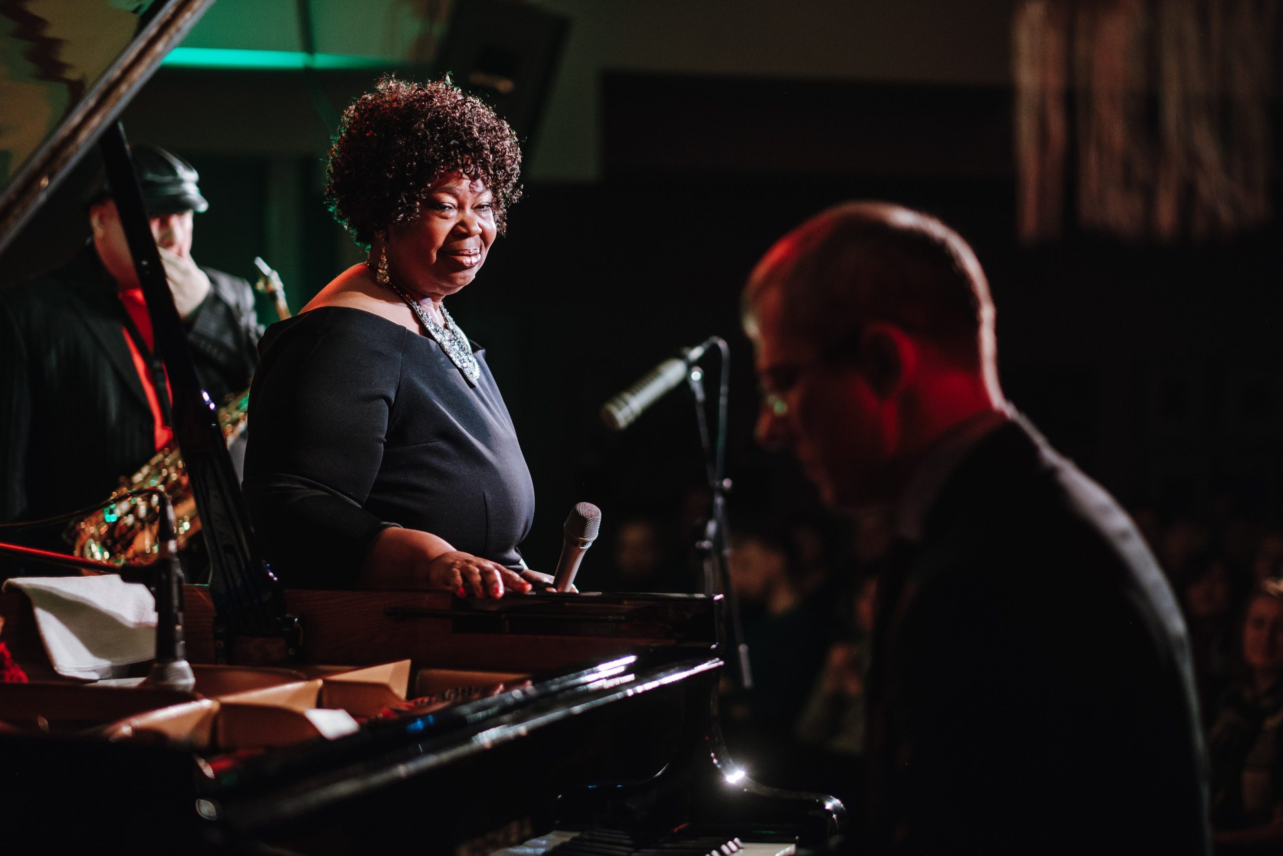 Концертный фотограф Виктор Гагарин. Снимаю крутые концерты в Сибири. Профессиональный фотограф Виктор Гагарин — Промышленная, Event, Портретная, Репортажная съемка в Новокузнецке, Кемерово, Новосибирске