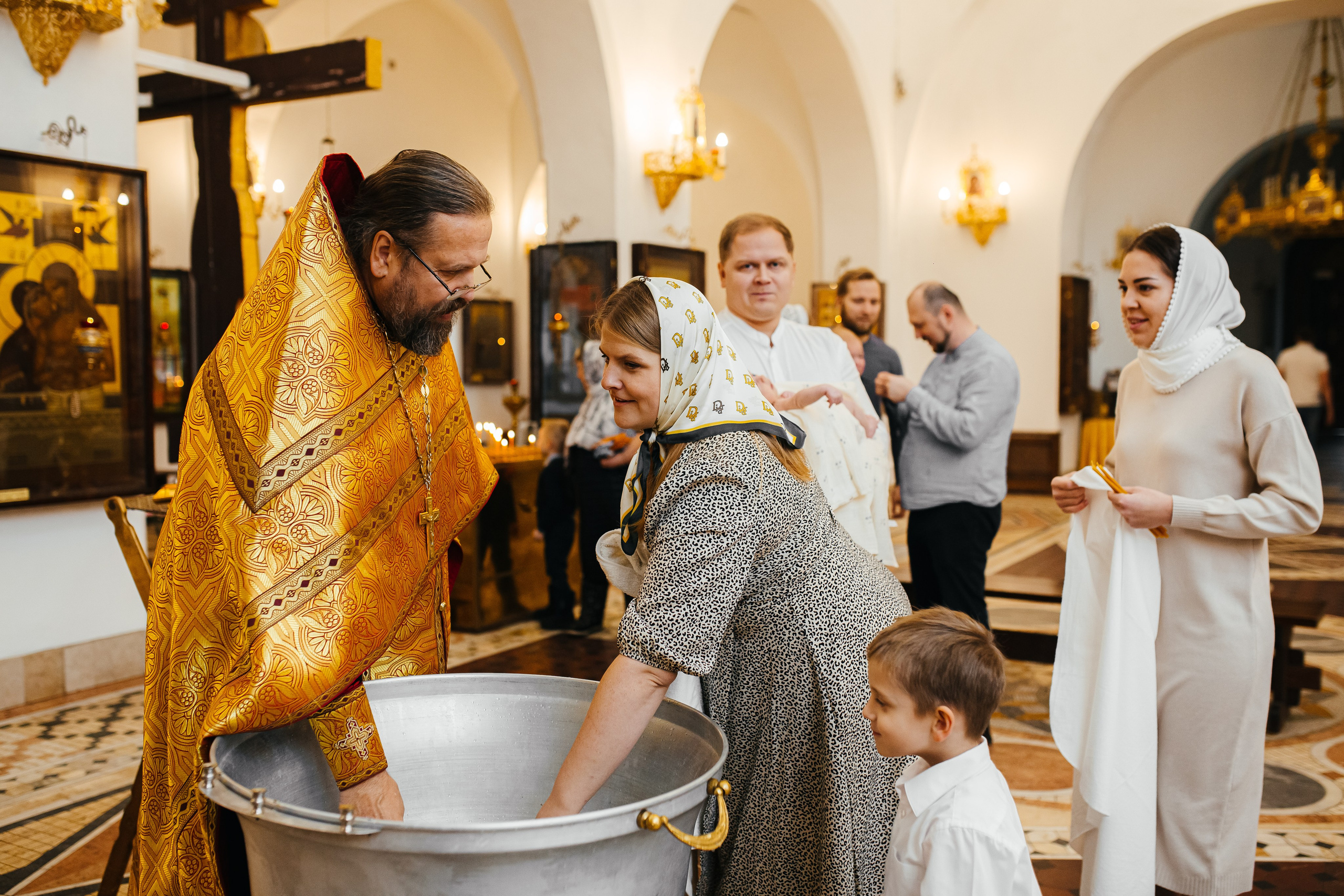 Храм великомученика Димитрия Солунского на Благуше м. Семеновская. Свадебный и семейный фотограф