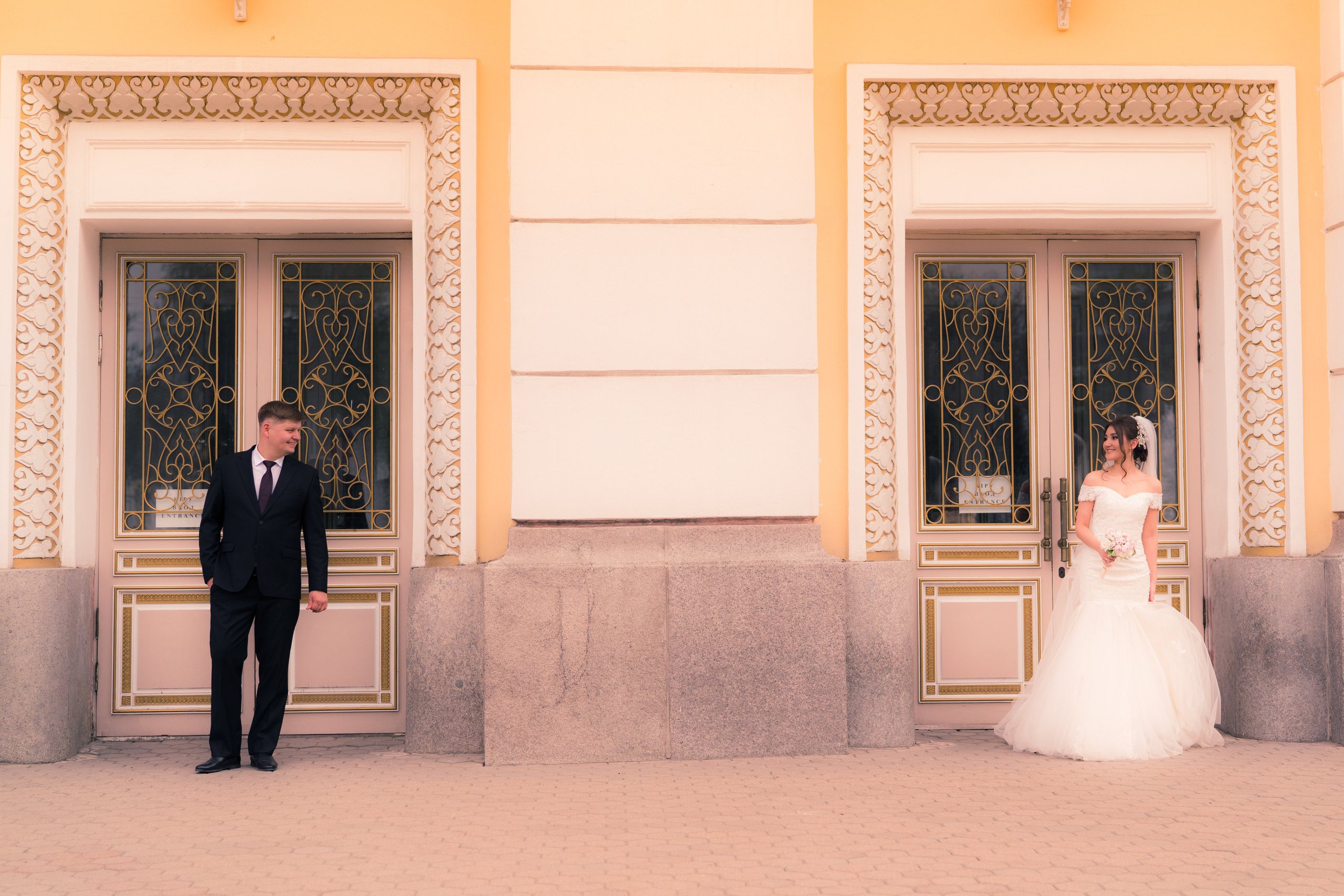 Сергей и Мадина. Фотограф Алматы, курс по Фотографии в Алматы. Дмитриева Наталья
