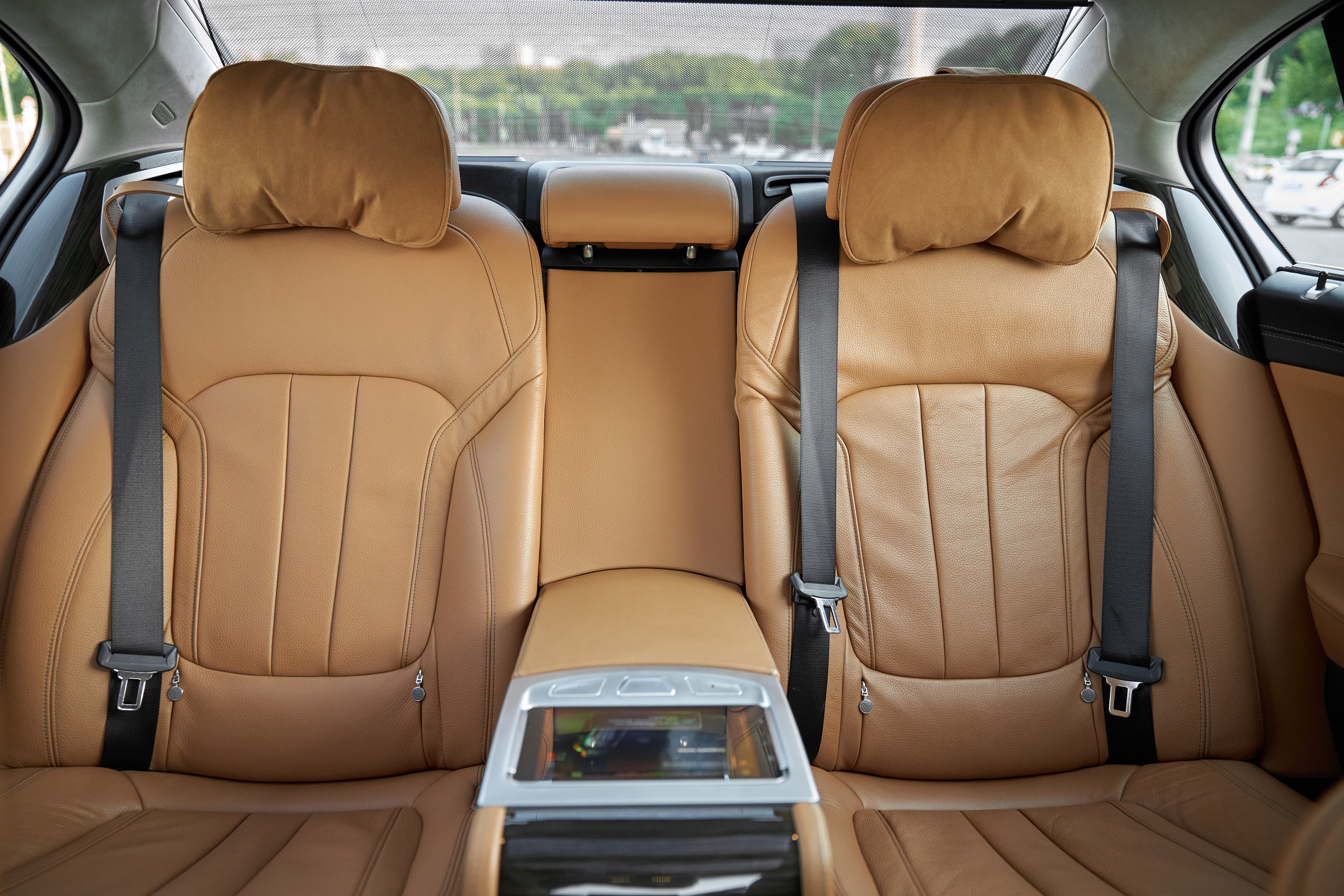 BMW 7 Edrive (auto.ru)