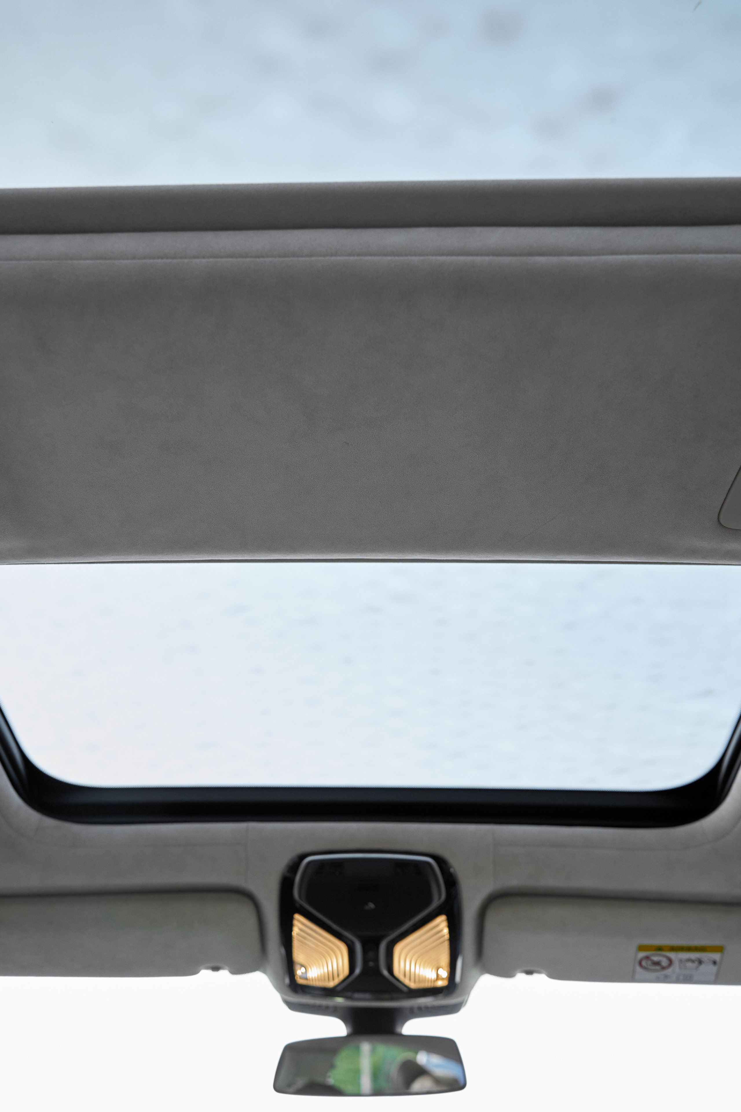 BMW 7 Edrive (auto.ru)