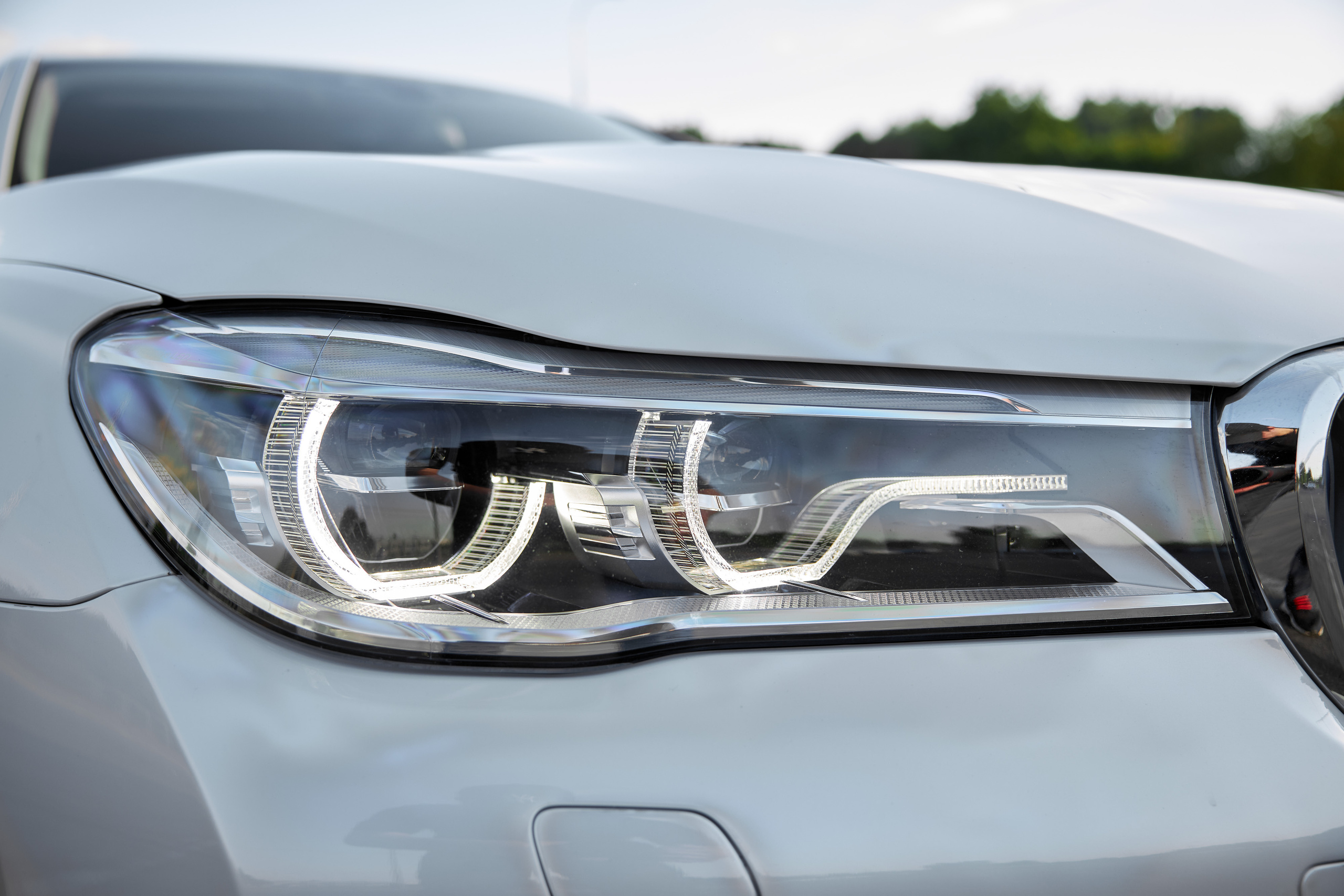 BMW 7 Edrive (auto.ru)