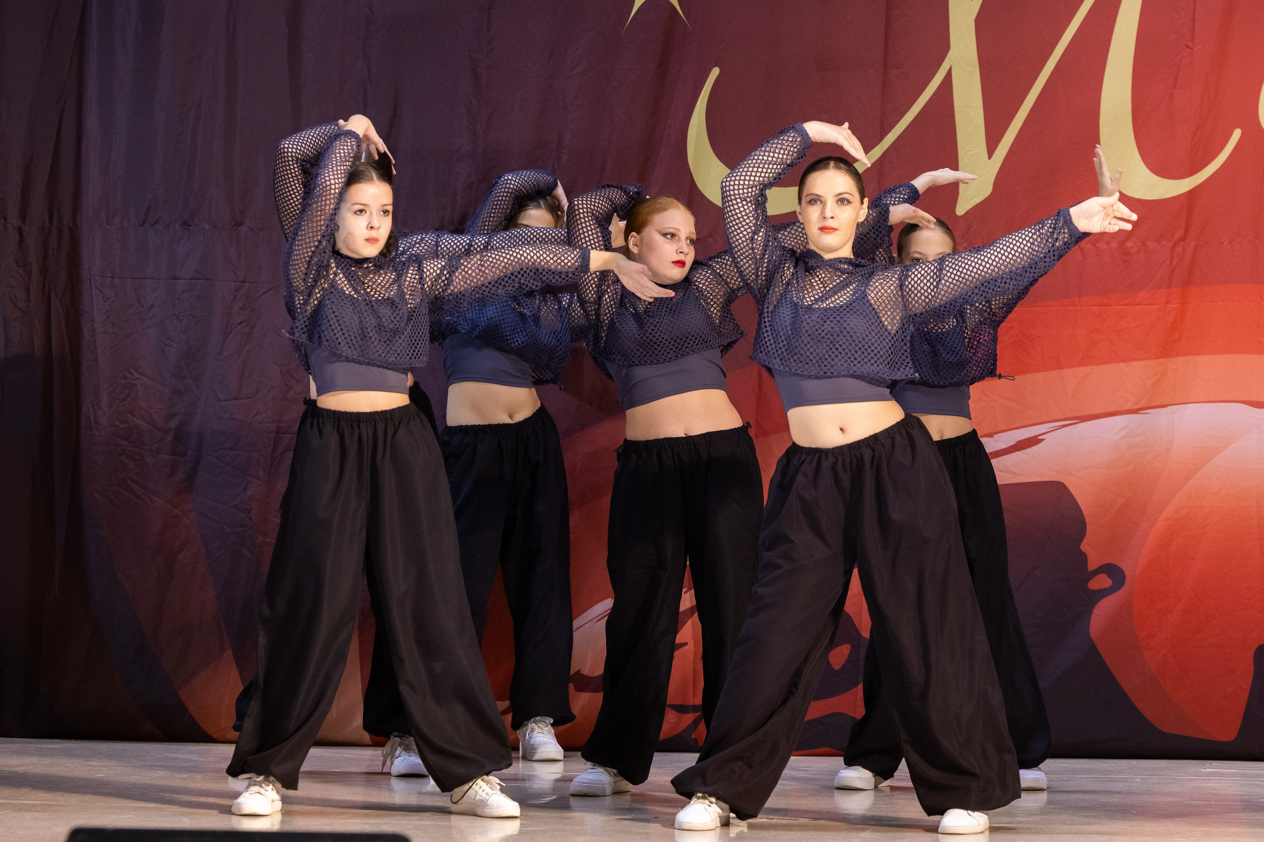 9 ноября, танцевальные номера, г. Волгоград. Золотое яблочко