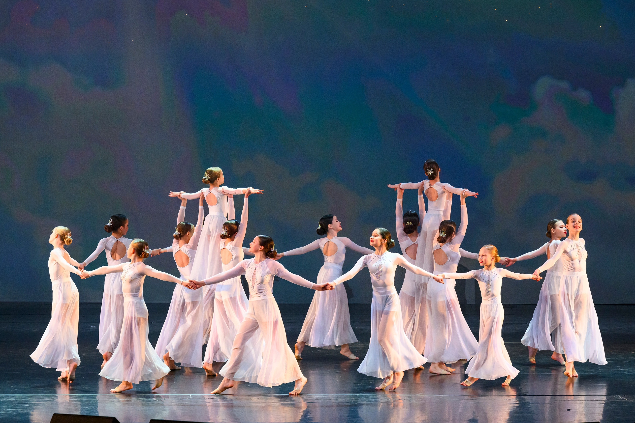 23 апреля, часть 1, БКЗ Октябрьский, г. Санкт-Петербург. Золотое яблочко