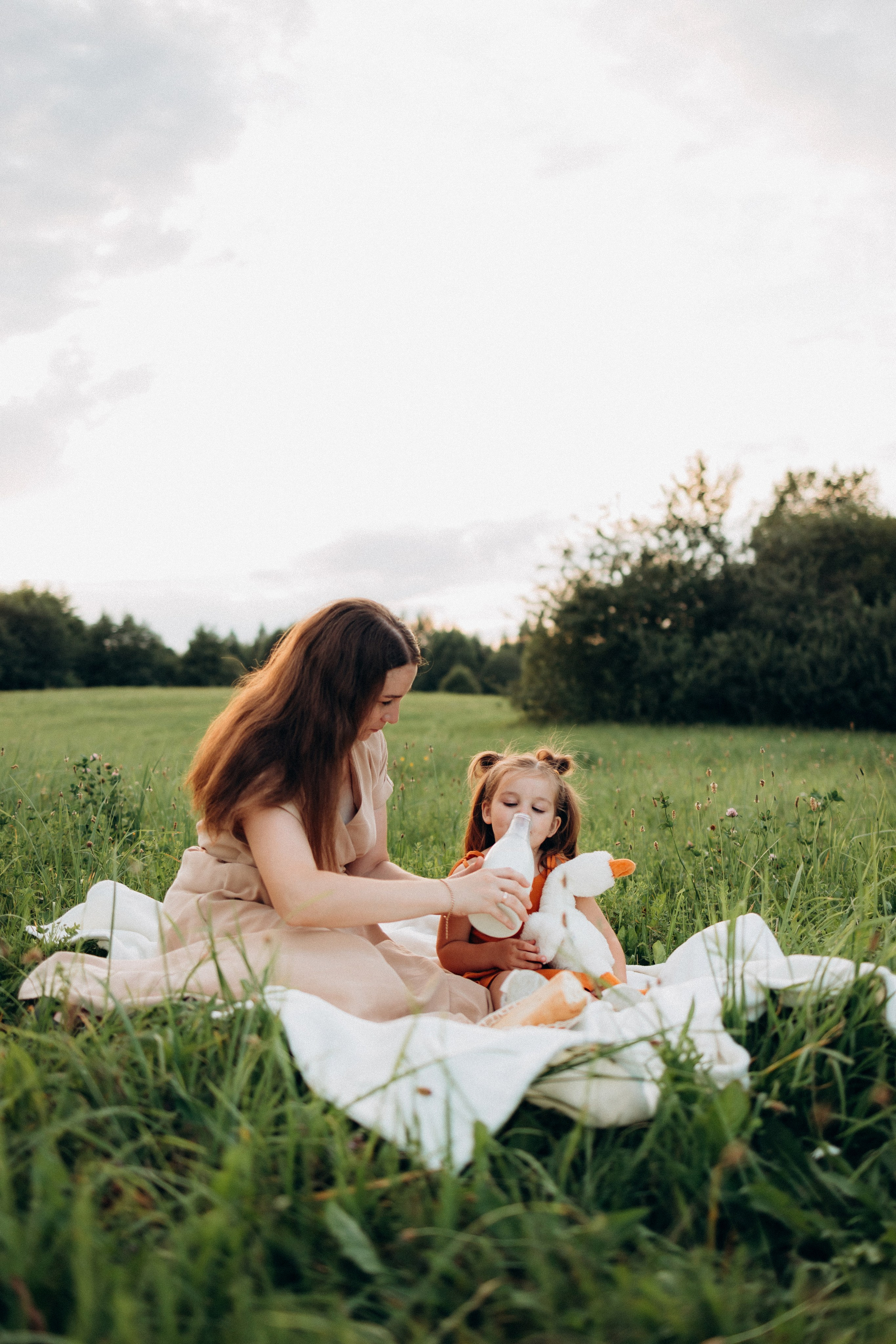 Катя и малышка Аня. Фотограф Елена Рябцева
