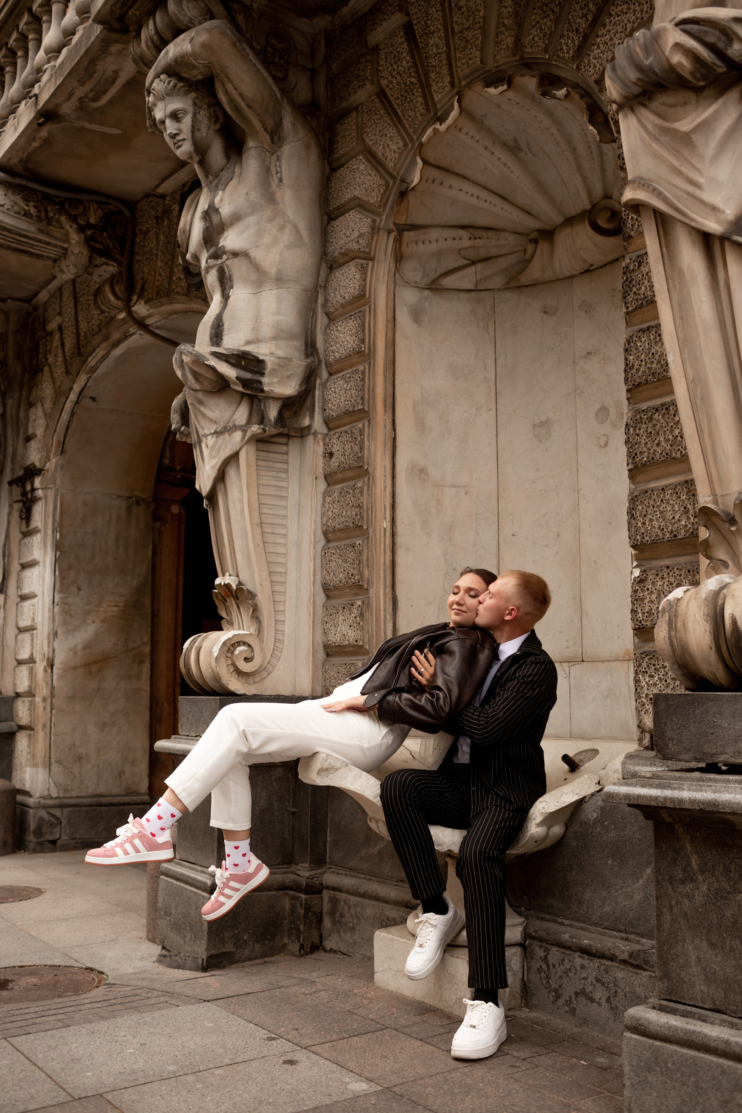 Свадебная фотосессия в центре Петербурга. Свадебный фотограф Кирилл Белый