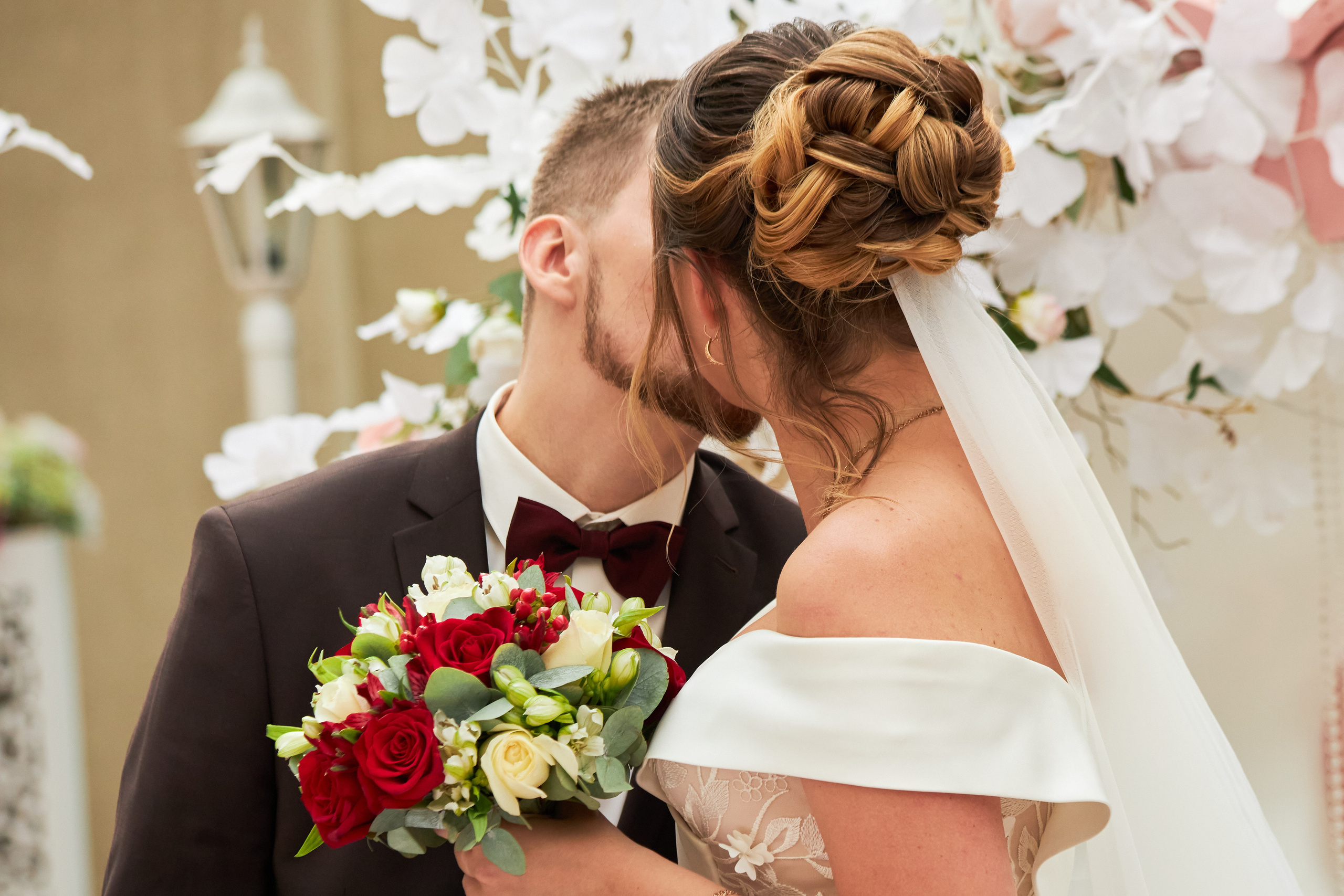 Свадебные фотографии ЗАГС, выкуп, свадебная фотосессия. Репортажные свадебные фотографии. Фотограф Олег Слеб