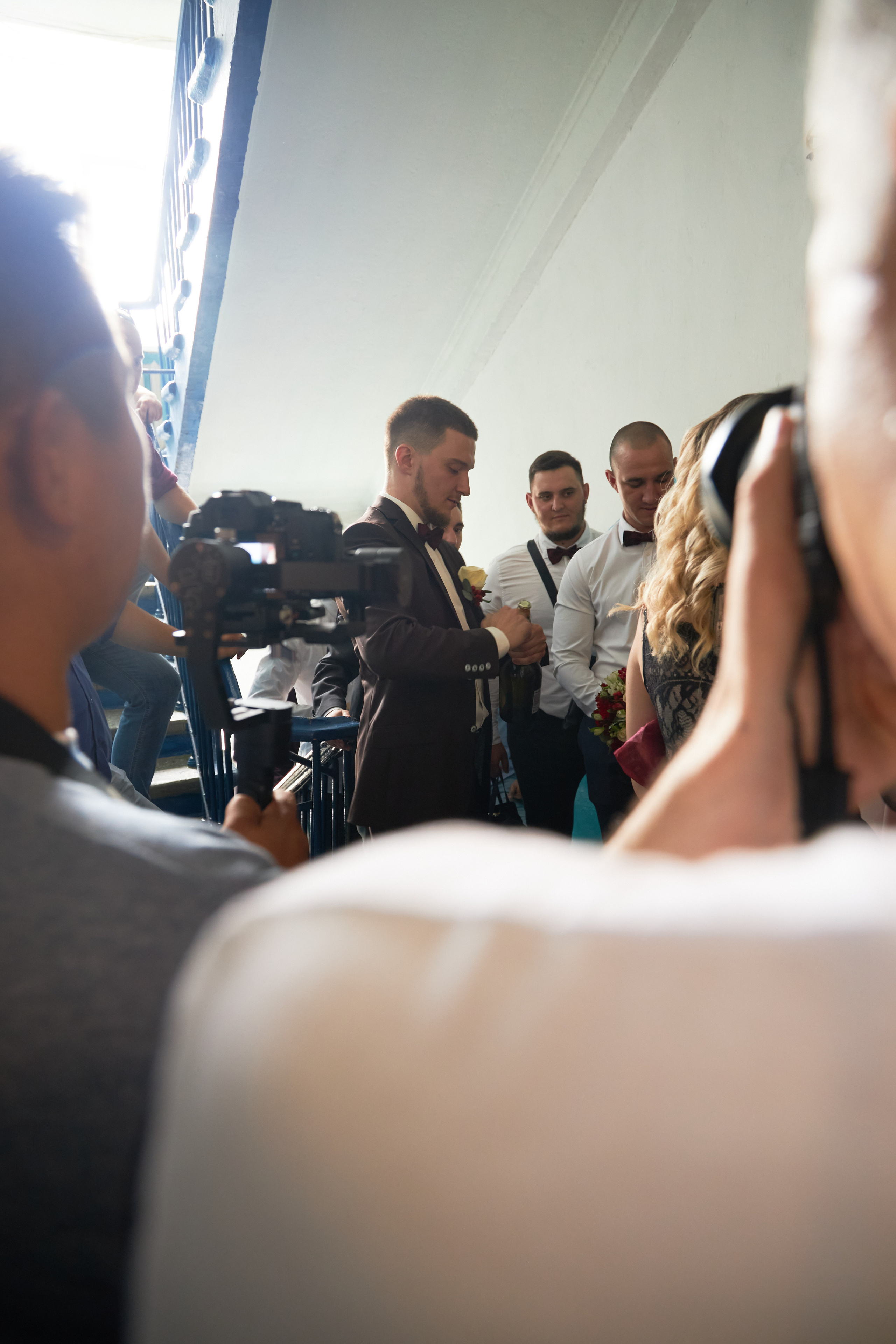 Свадебные фотографии ЗАГС, выкуп, свадебная фотосессия. Репортажные свадебные фотографии. Фотограф Олег Слеб