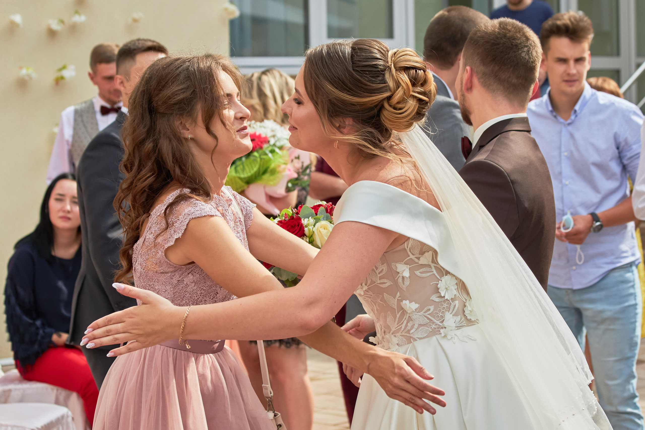 Свадебные фотографии ЗАГС, выкуп, свадебная фотосессия. Репортажные свадебные фотографии. Фотограф Олег Слеб