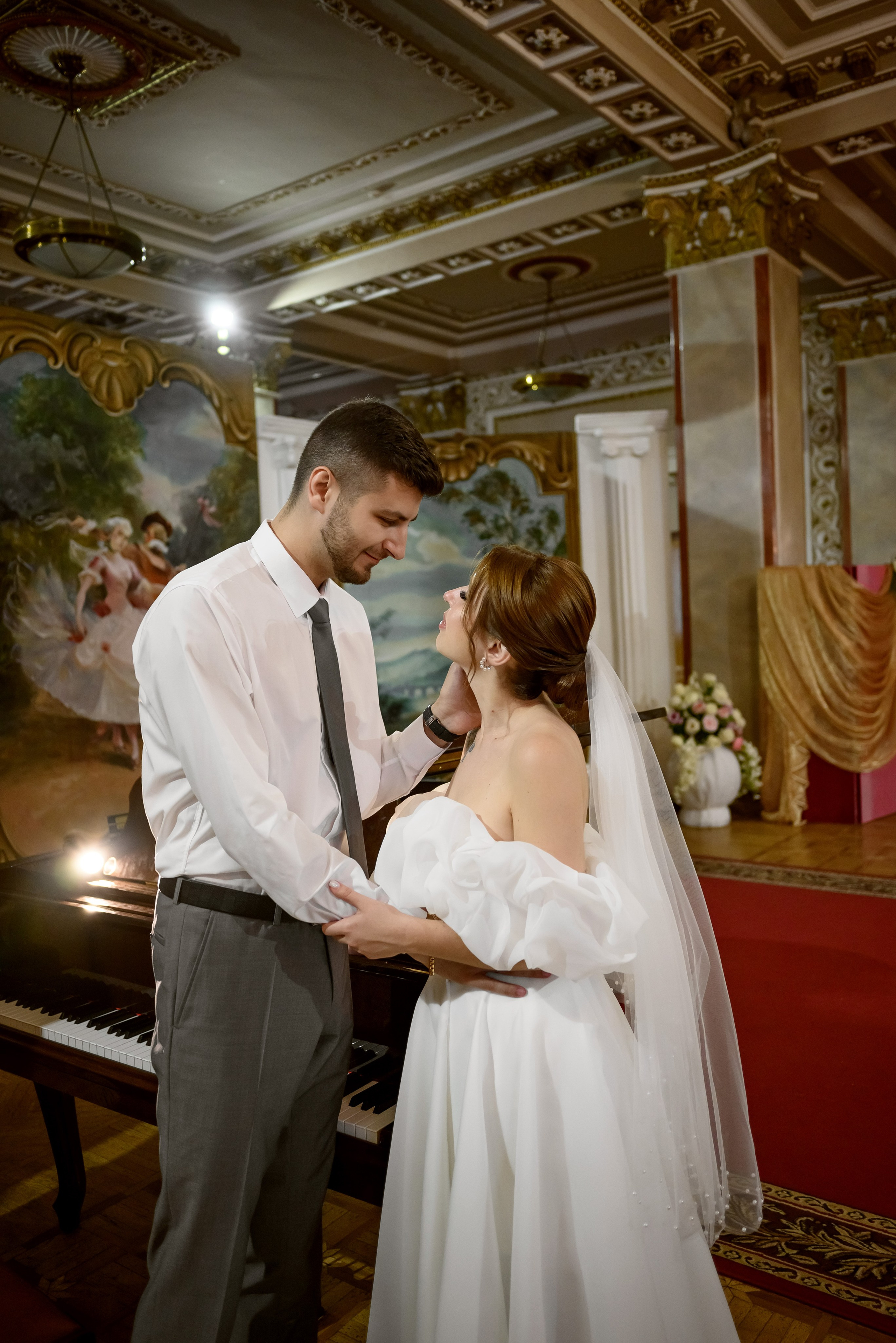 Прогулка в театре и по центру города. Юлия Басня семейный и свадебный фотограф в Донецке