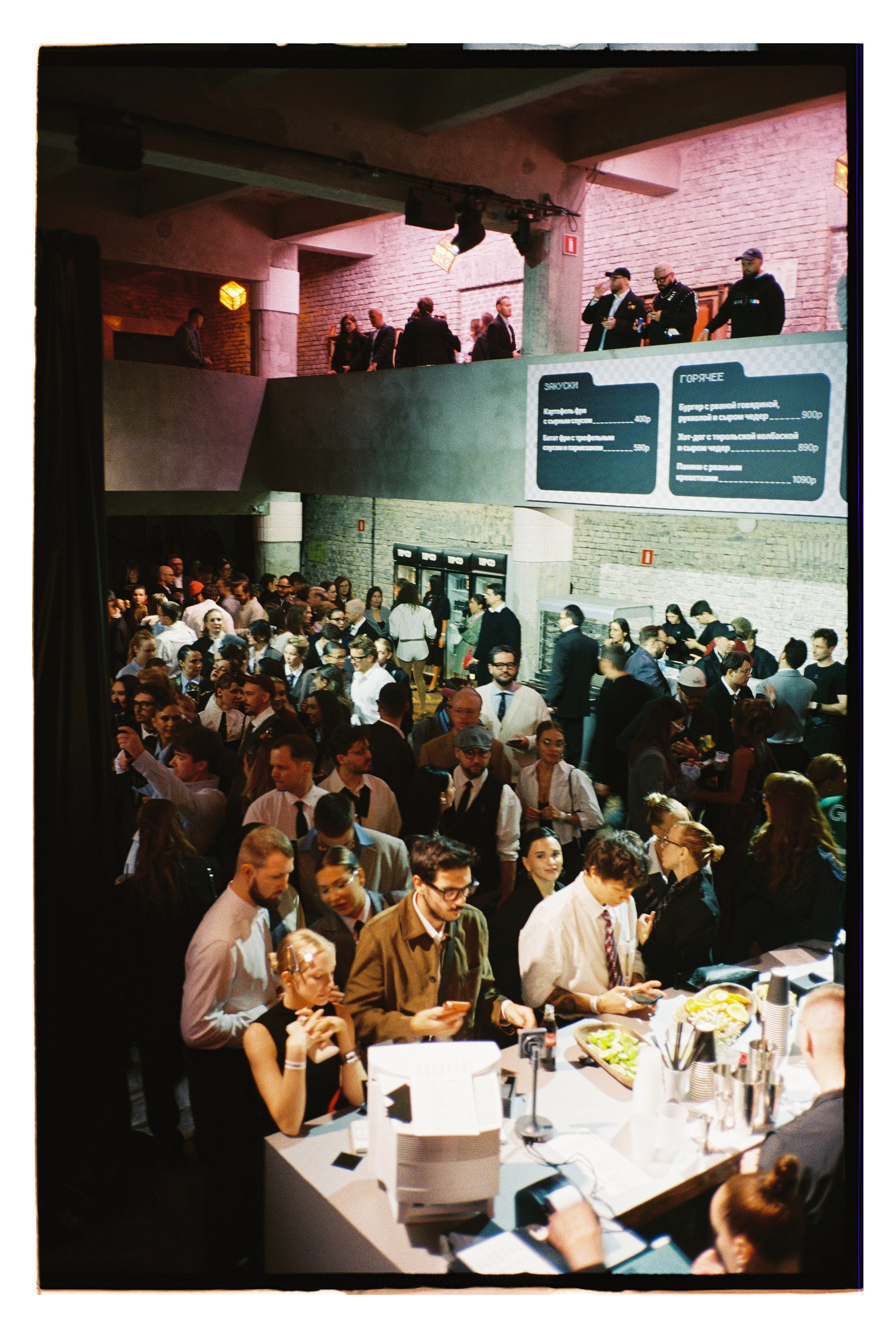 TOP100'25. Свадебный и семейный фотограф в Краснодаре Роман Моско