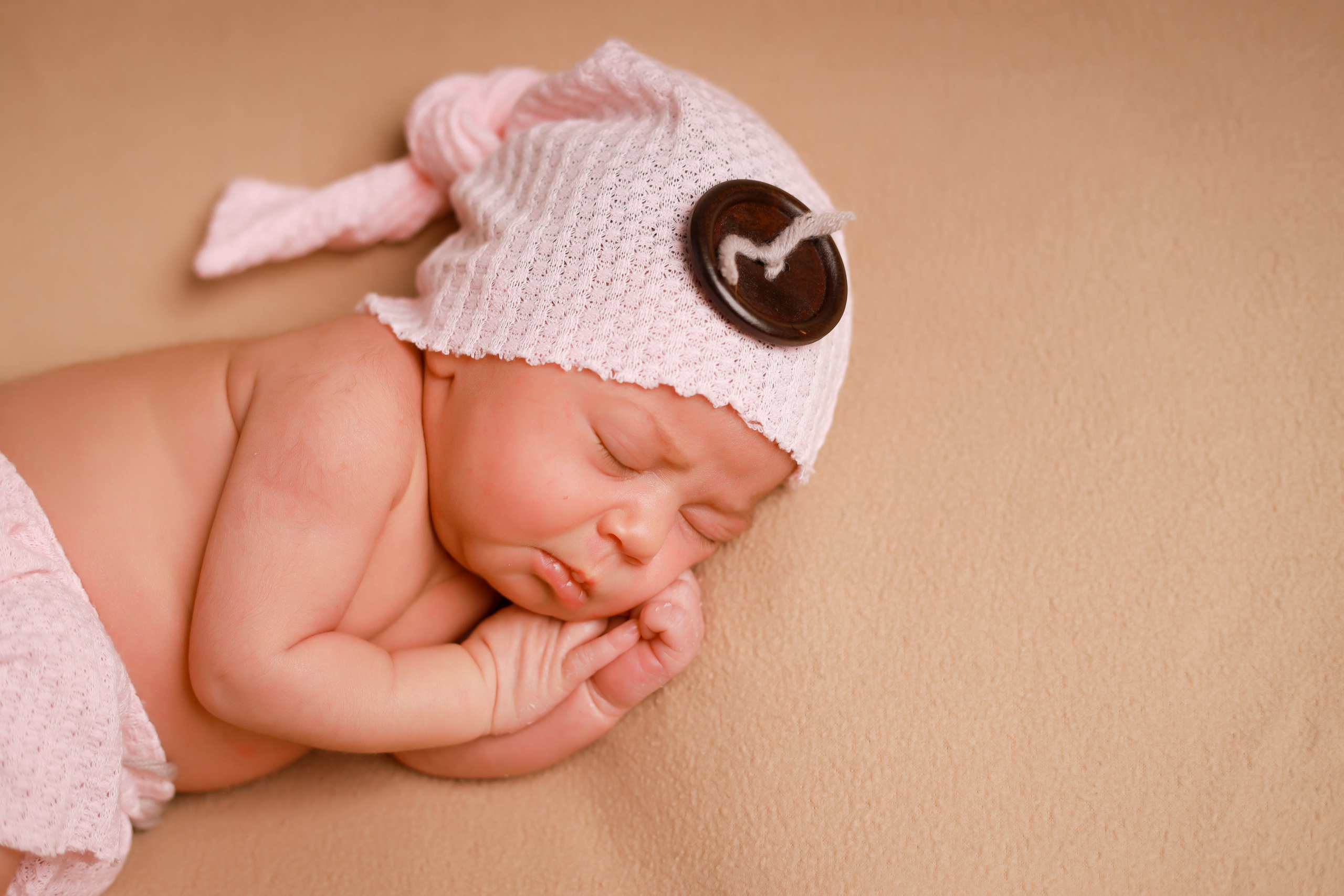 Ньюборн съёмка в студии. Семейный и Детский фотограф в Краснодаре Дарья Насаченко