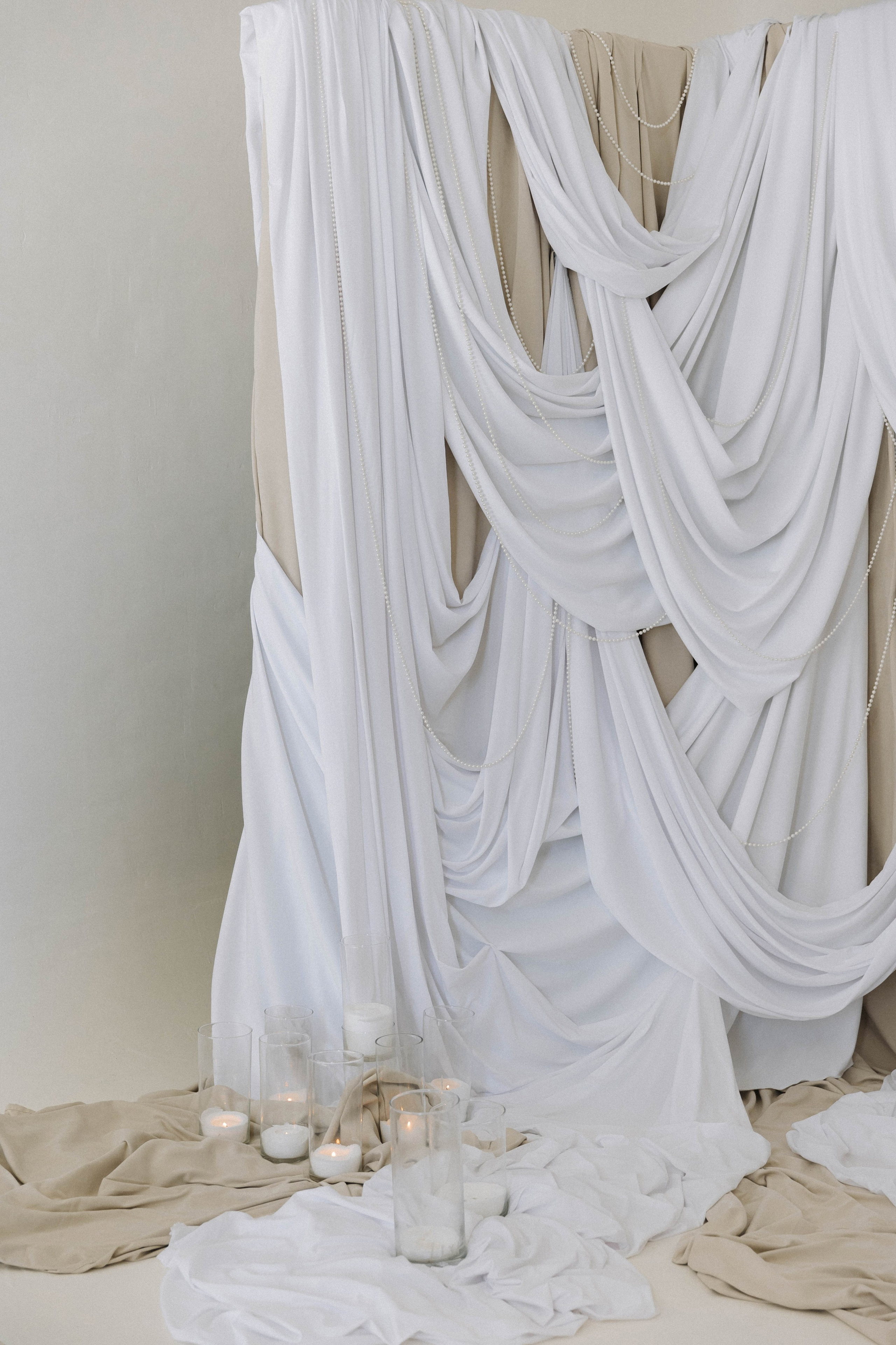 Настя. Э Т О М Ы