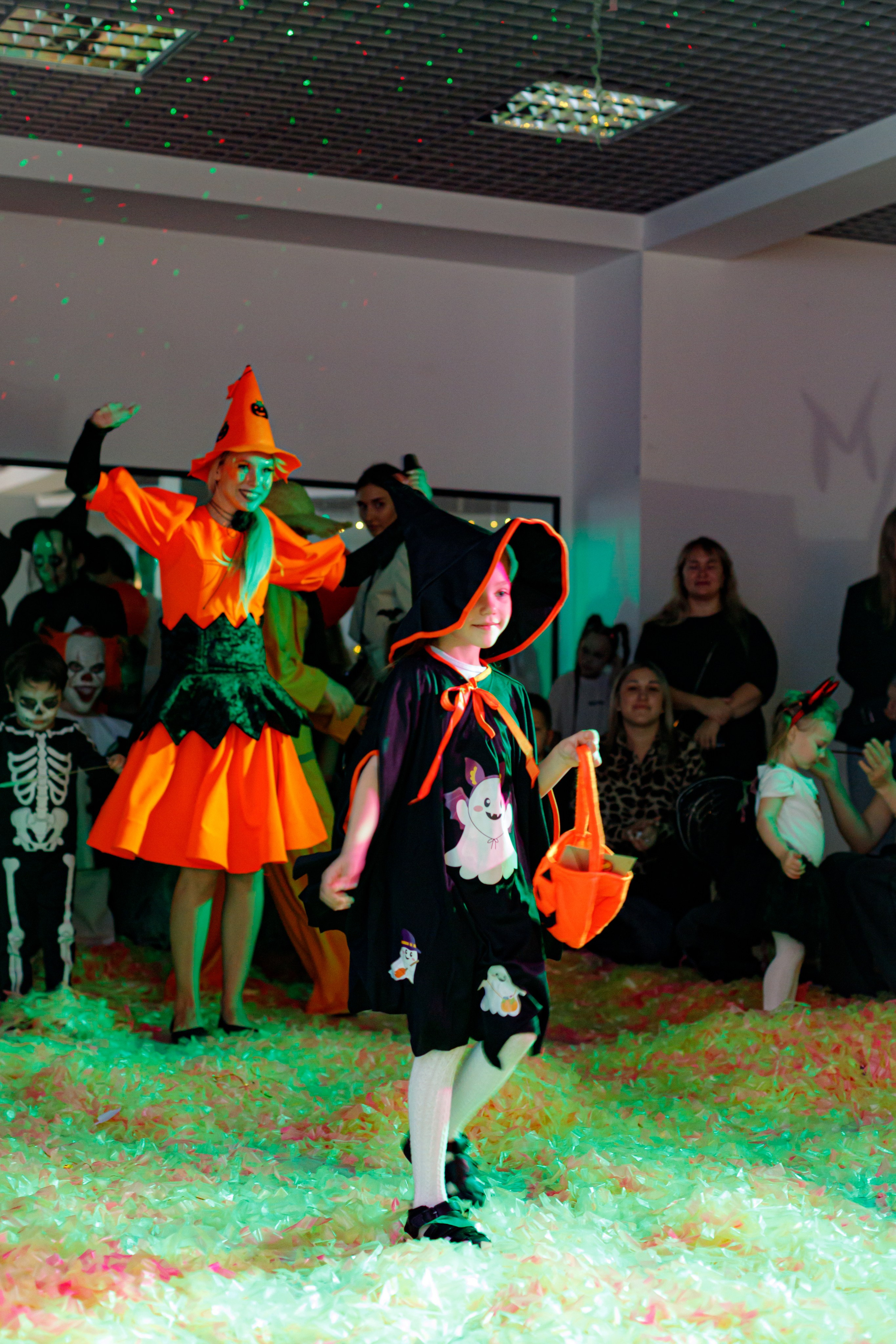 HALLOWEEN. Photokarish