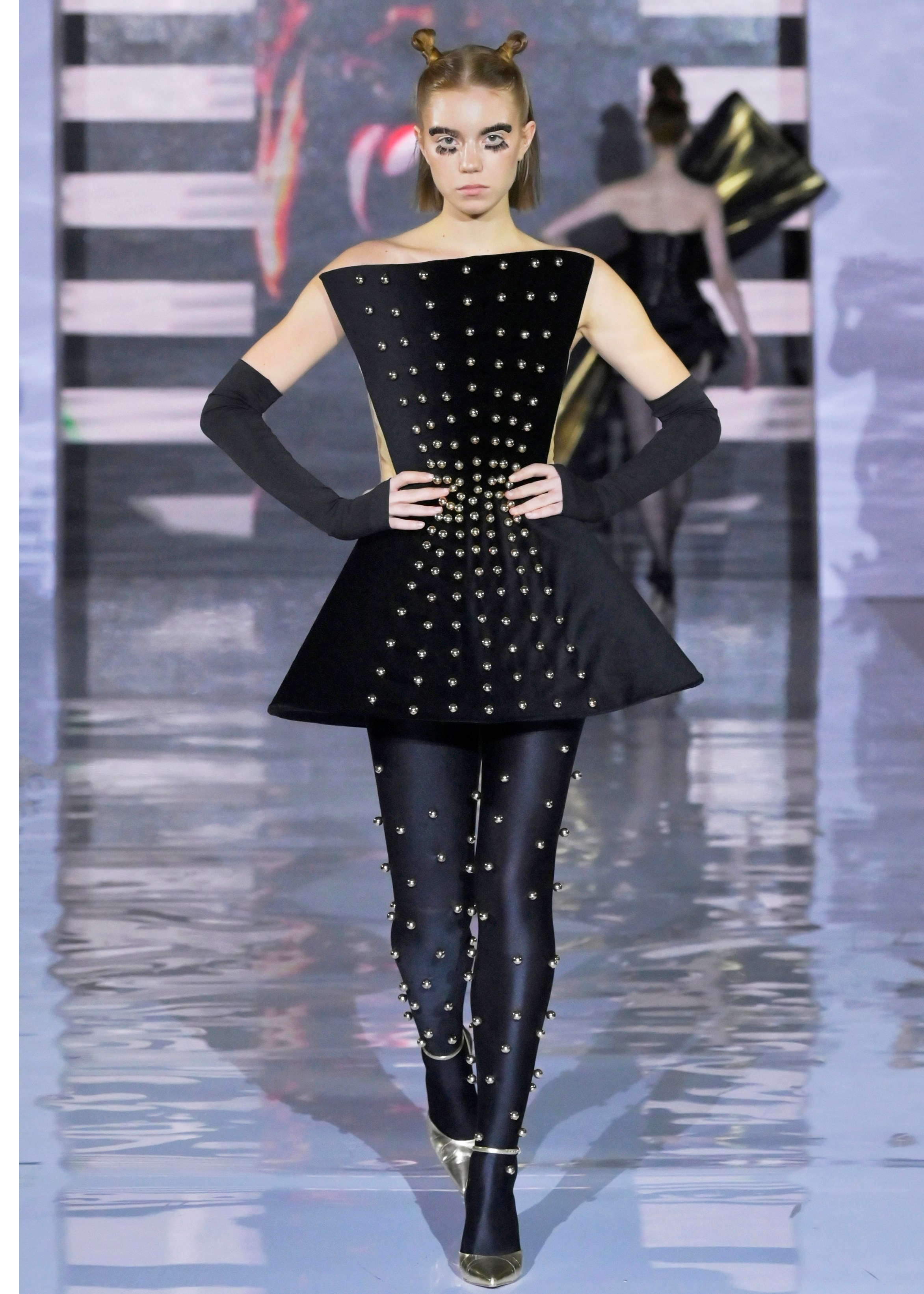 FASHION | PODIUMS |SHOW