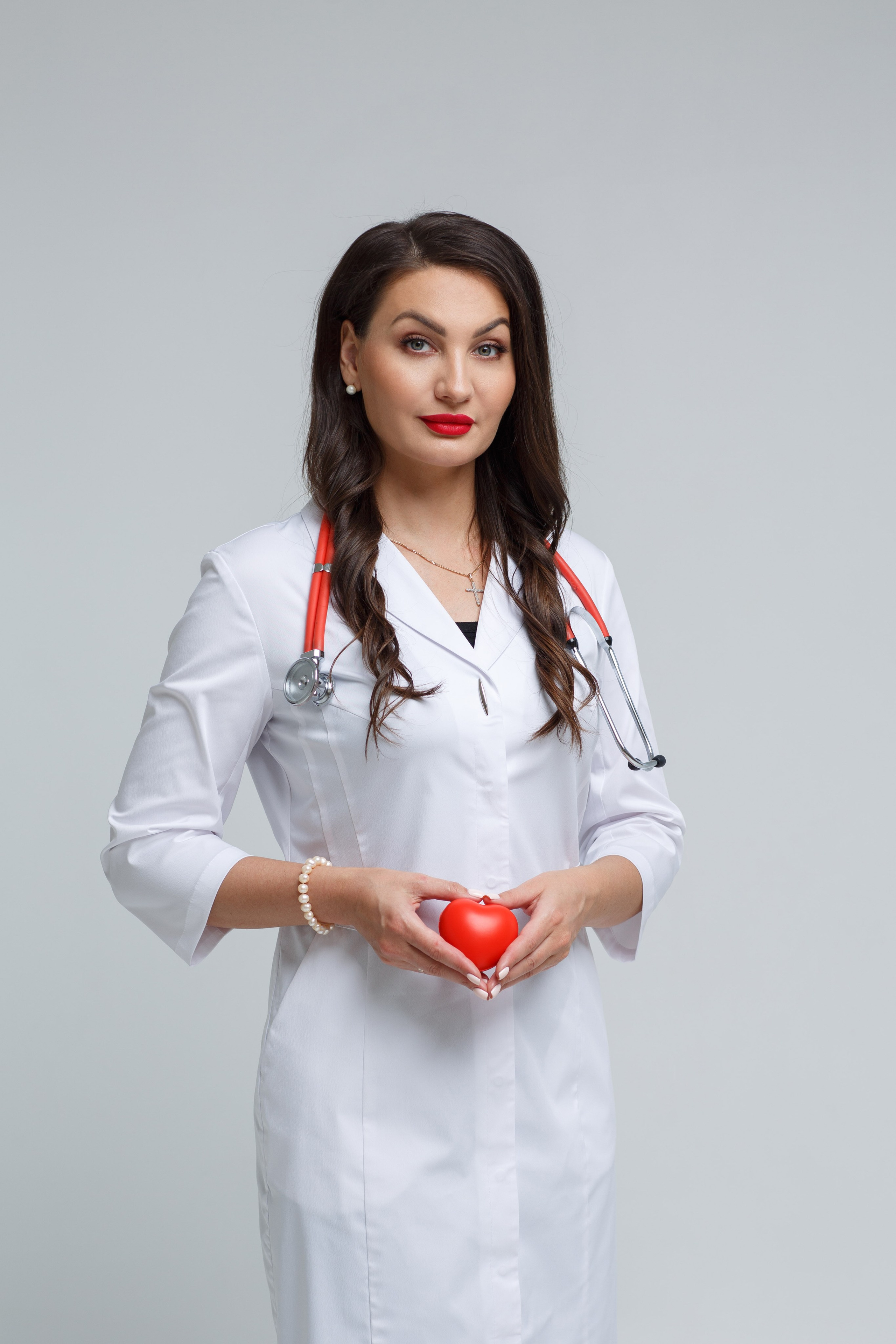 Съемка на портфолио кардиолога. Свадебный, предметный и портретный фотограф в Волгограде