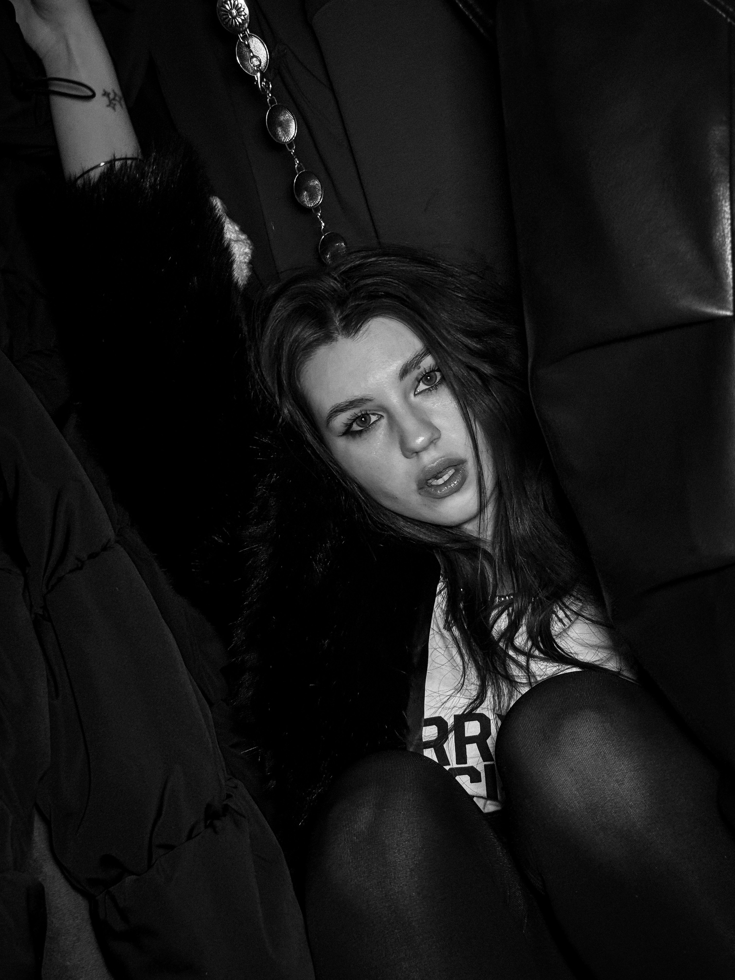 Home alone. Xstazia — музыкальные обложки, арт-дирекшн, режиссура и креативное продюссирование