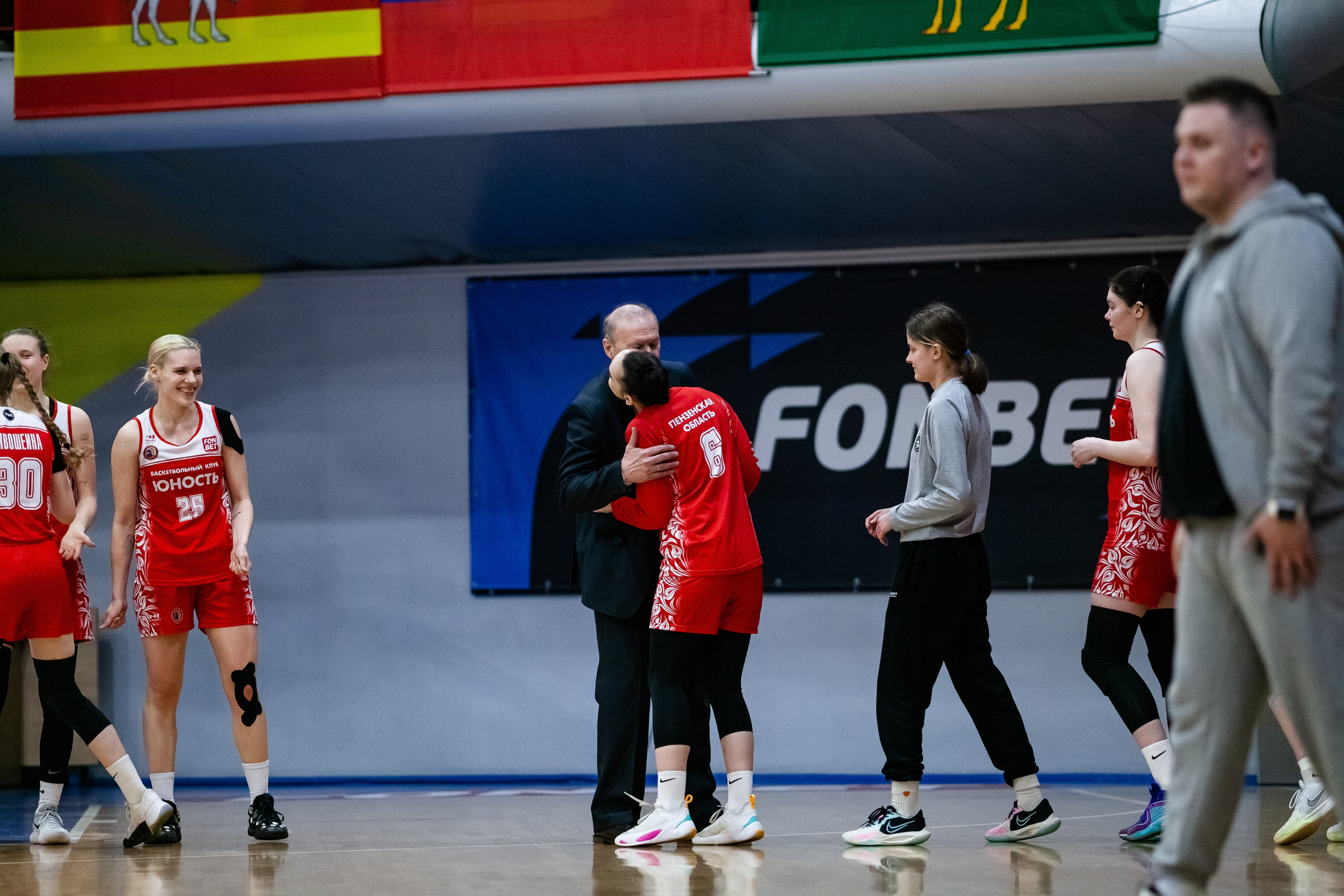 Славянка — Юность. Фотография