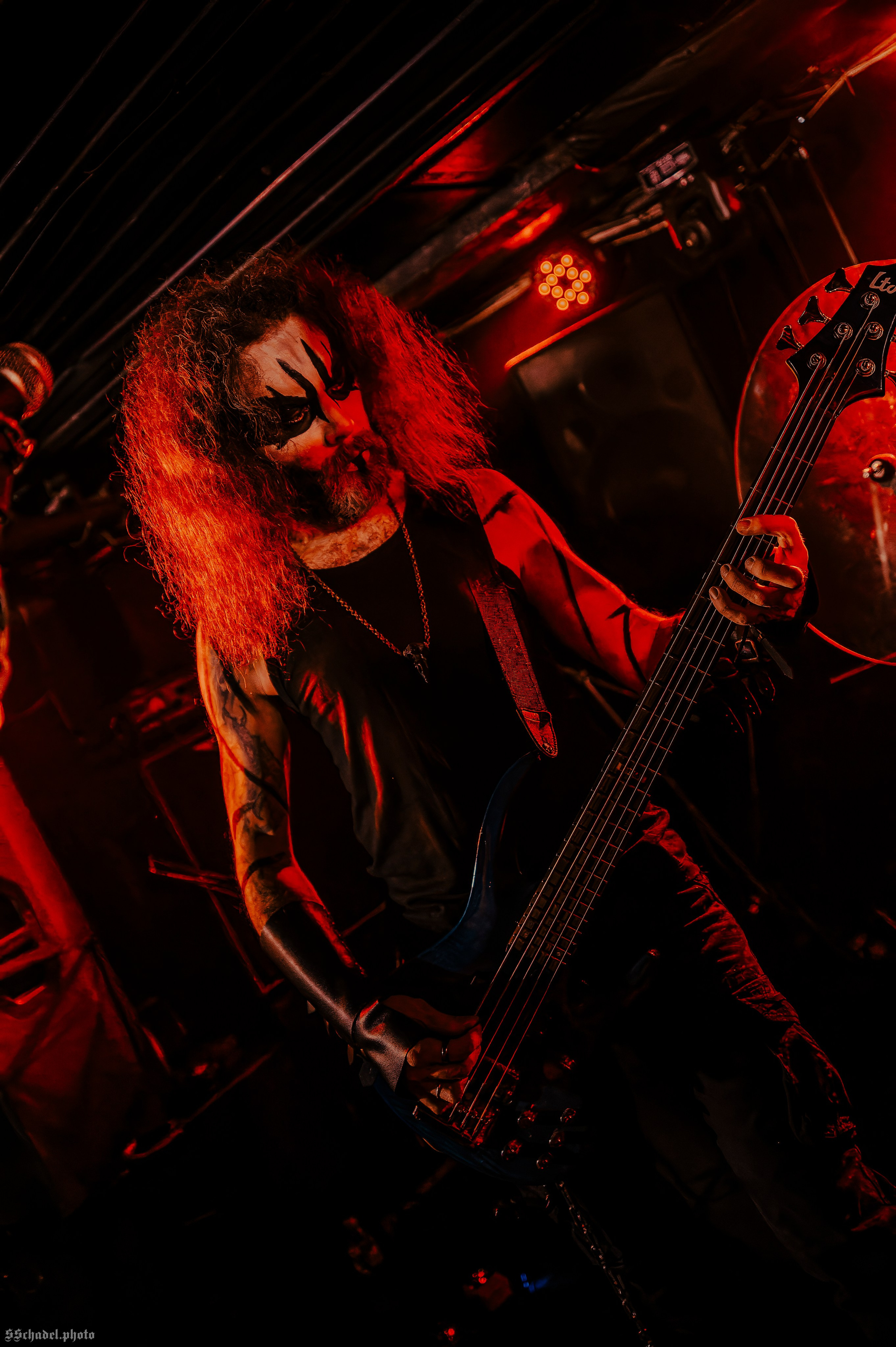 Frostlagte Måne 18.10.25. We will make everything metal!