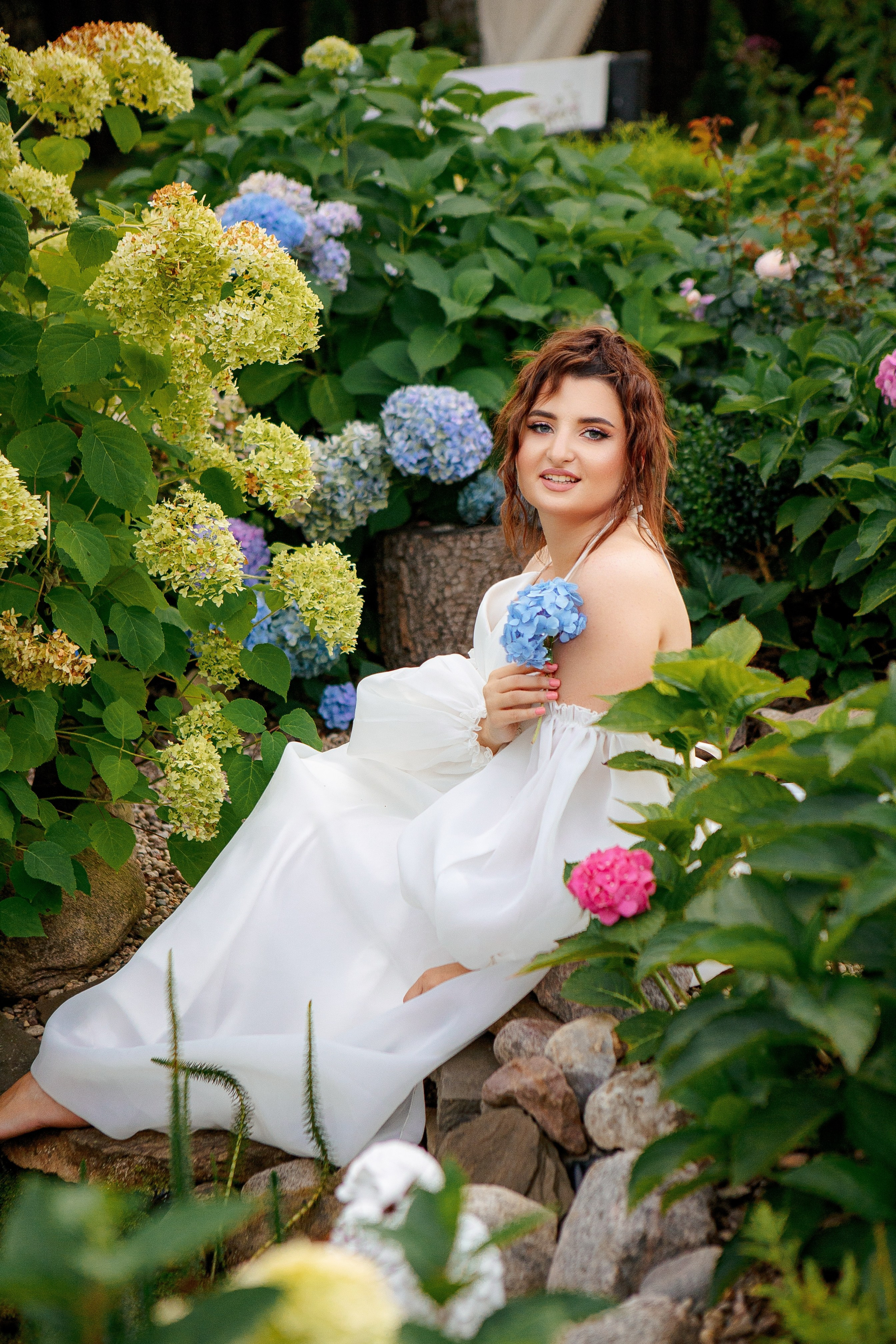 Александра в райском саду. Семейный детский фотограф. Фотосессия в Минске