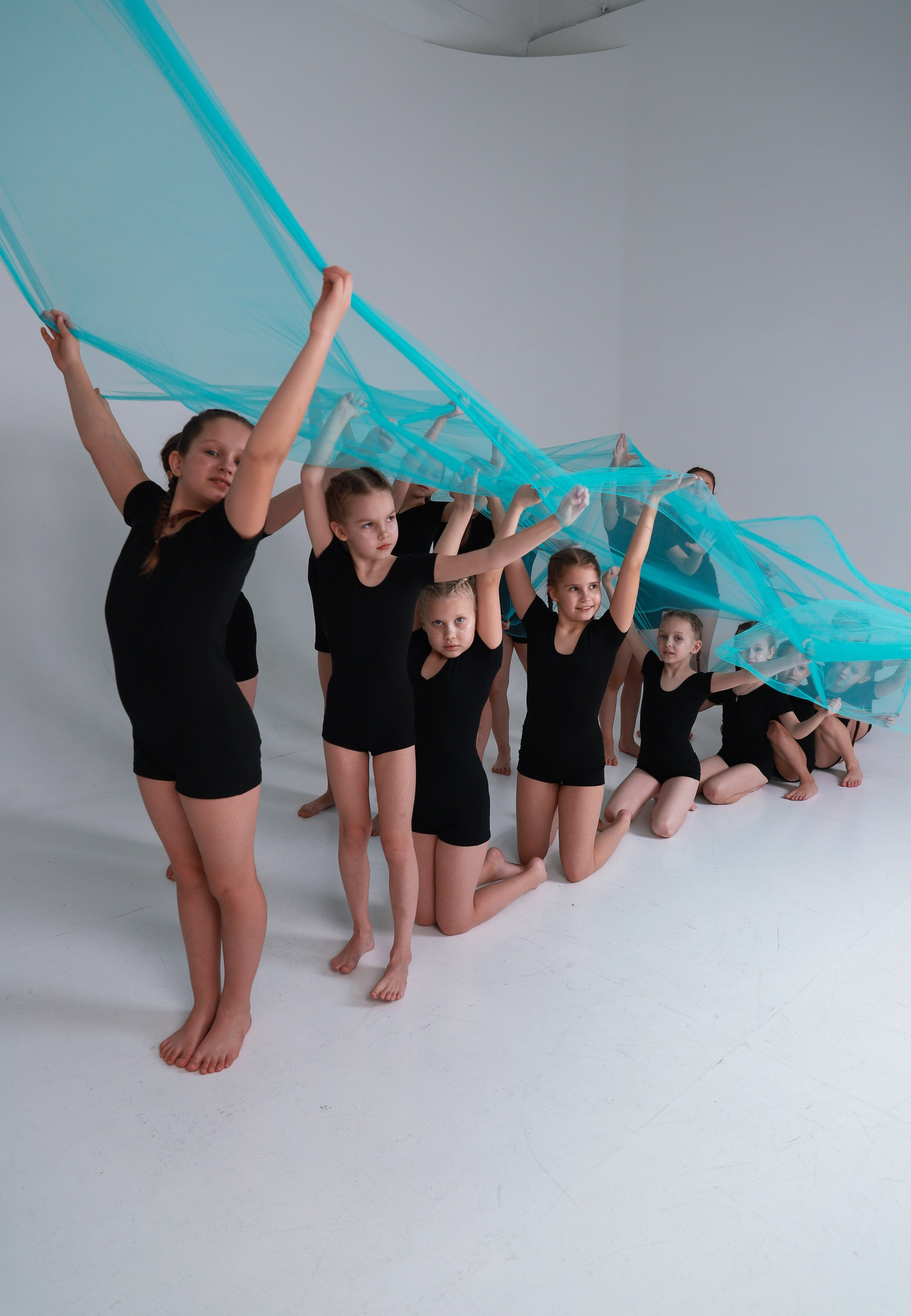 Сьемка на циклорамме. Фотограф Юлия Мальцева