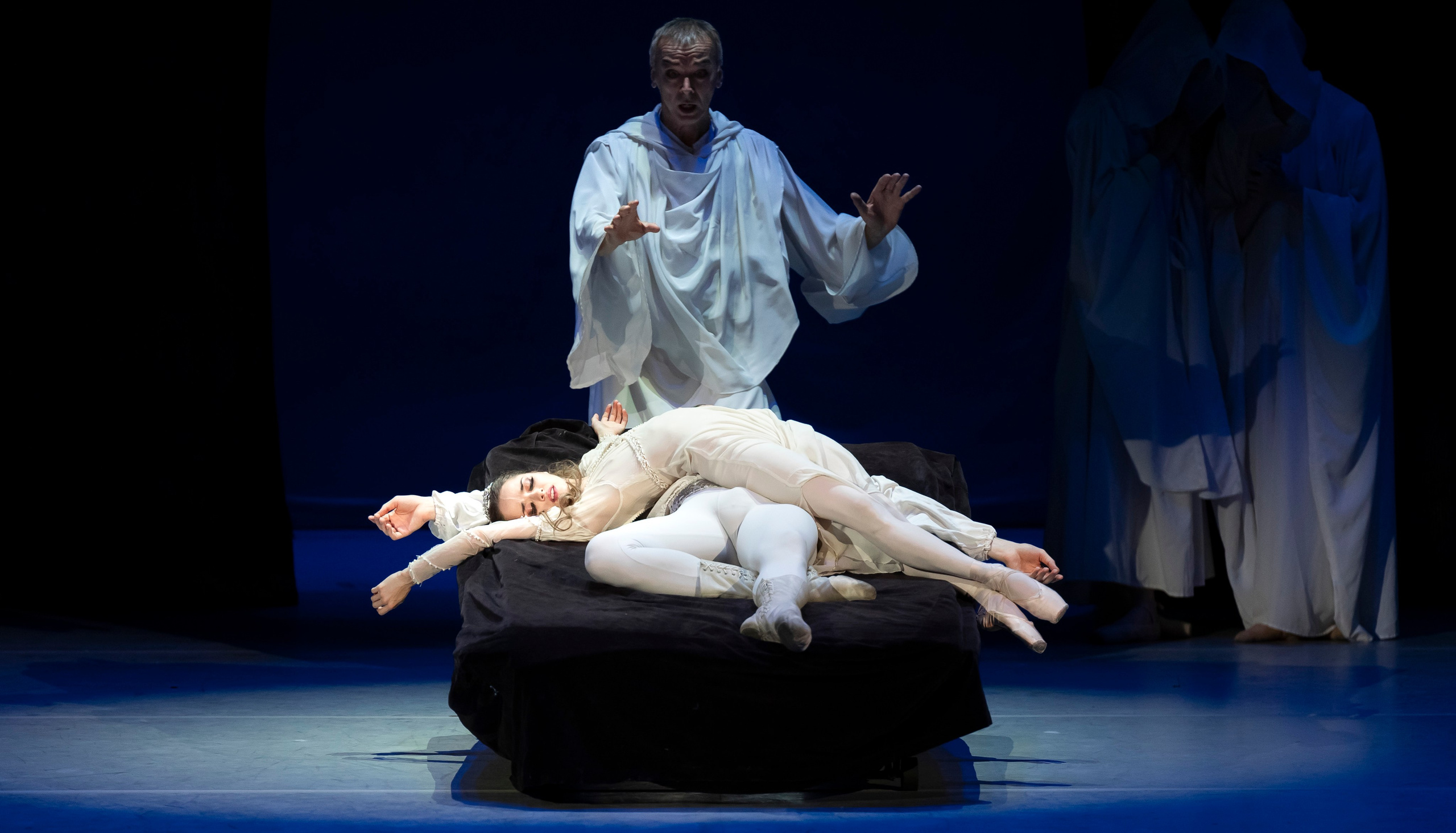 Ромео и Джульетта. Балет Наталии Касаткиной и Владимира Василёва. Балетный фотограф Москва Майоров Николай