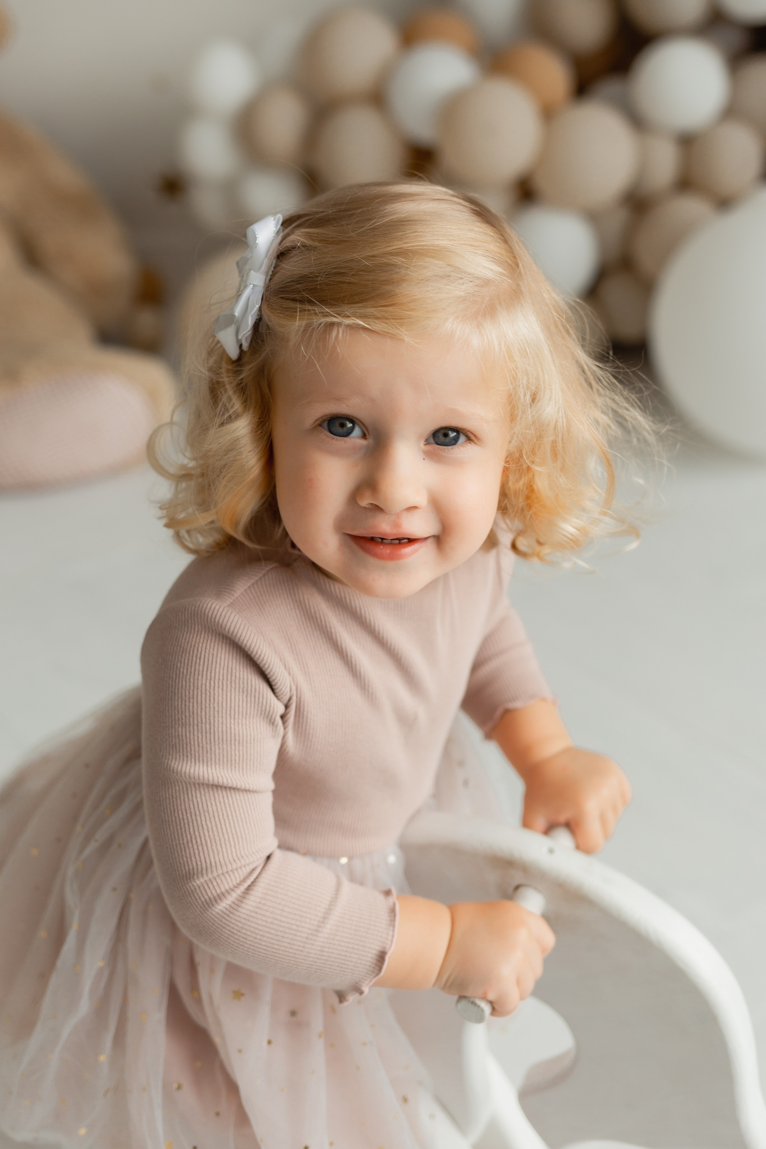 Freedom зал Happy. Фотограф на первый годик, семейный и детский фотограф в Новосибирске