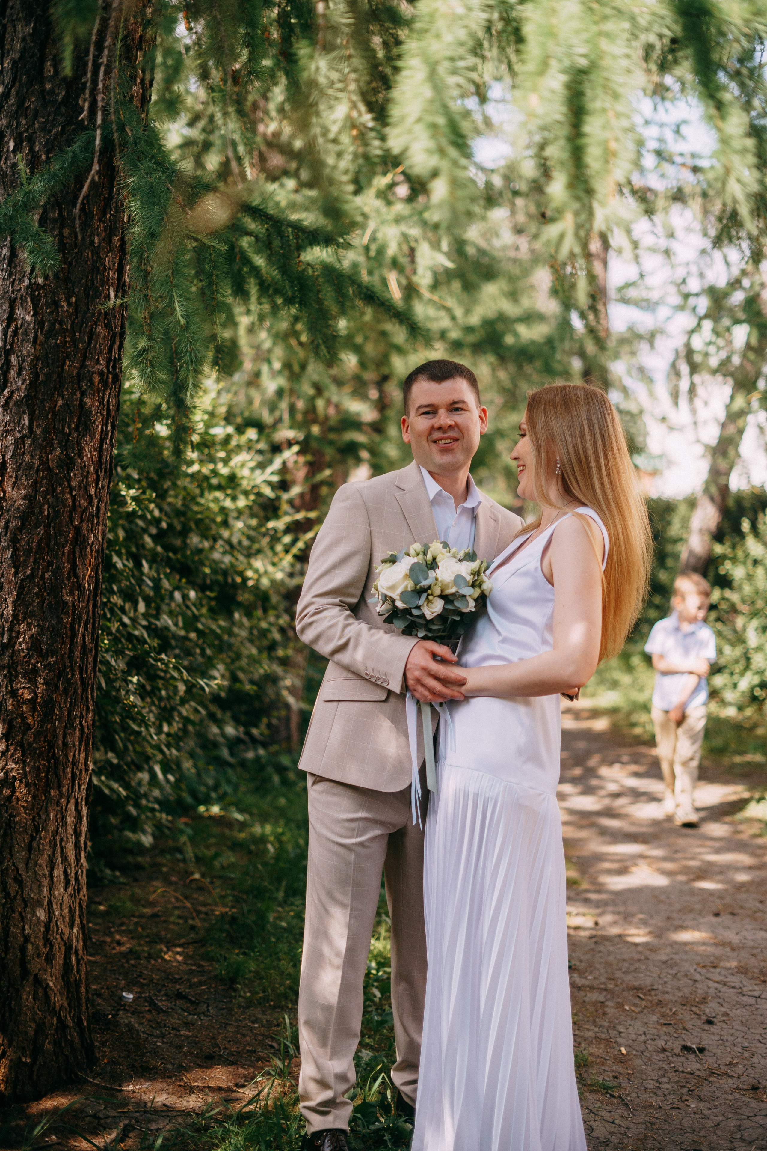 M & E. KFILMS FAMILY Свадебная фото и видеосъемка