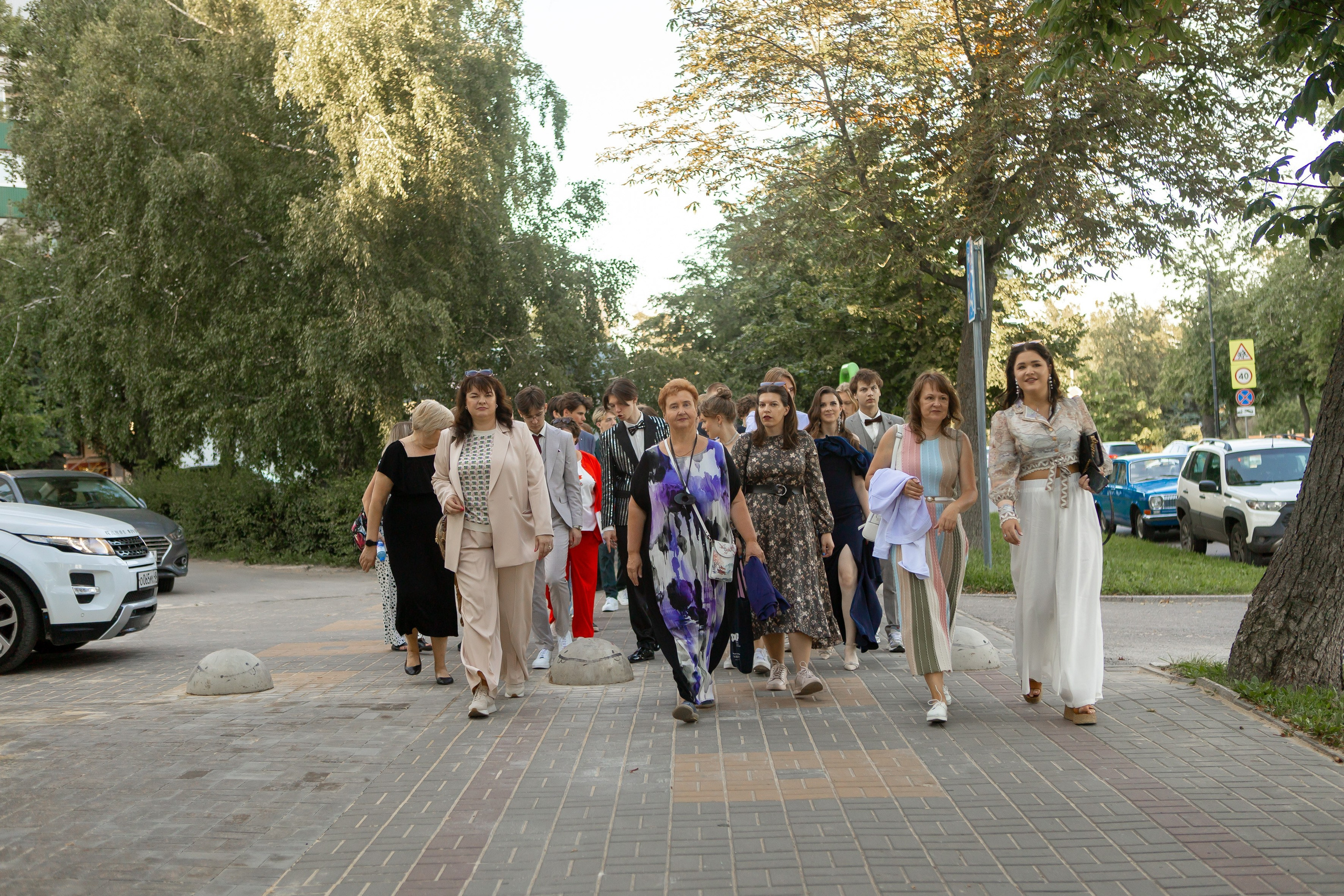 Выпускной Гимназия 12 2024 г. Свадебный и портретный Фотограф в Липецке Дмитрий Котюков