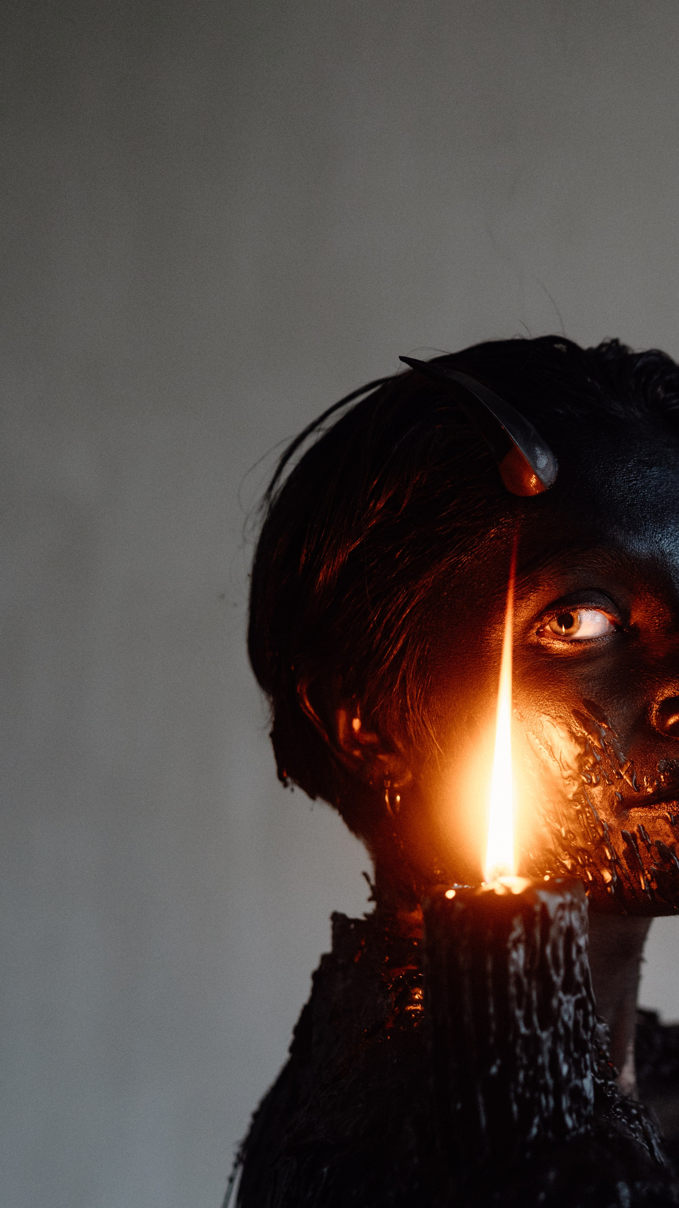 Съёмка со свечами ваксплей. Фотоведьма Дарья Нечинская