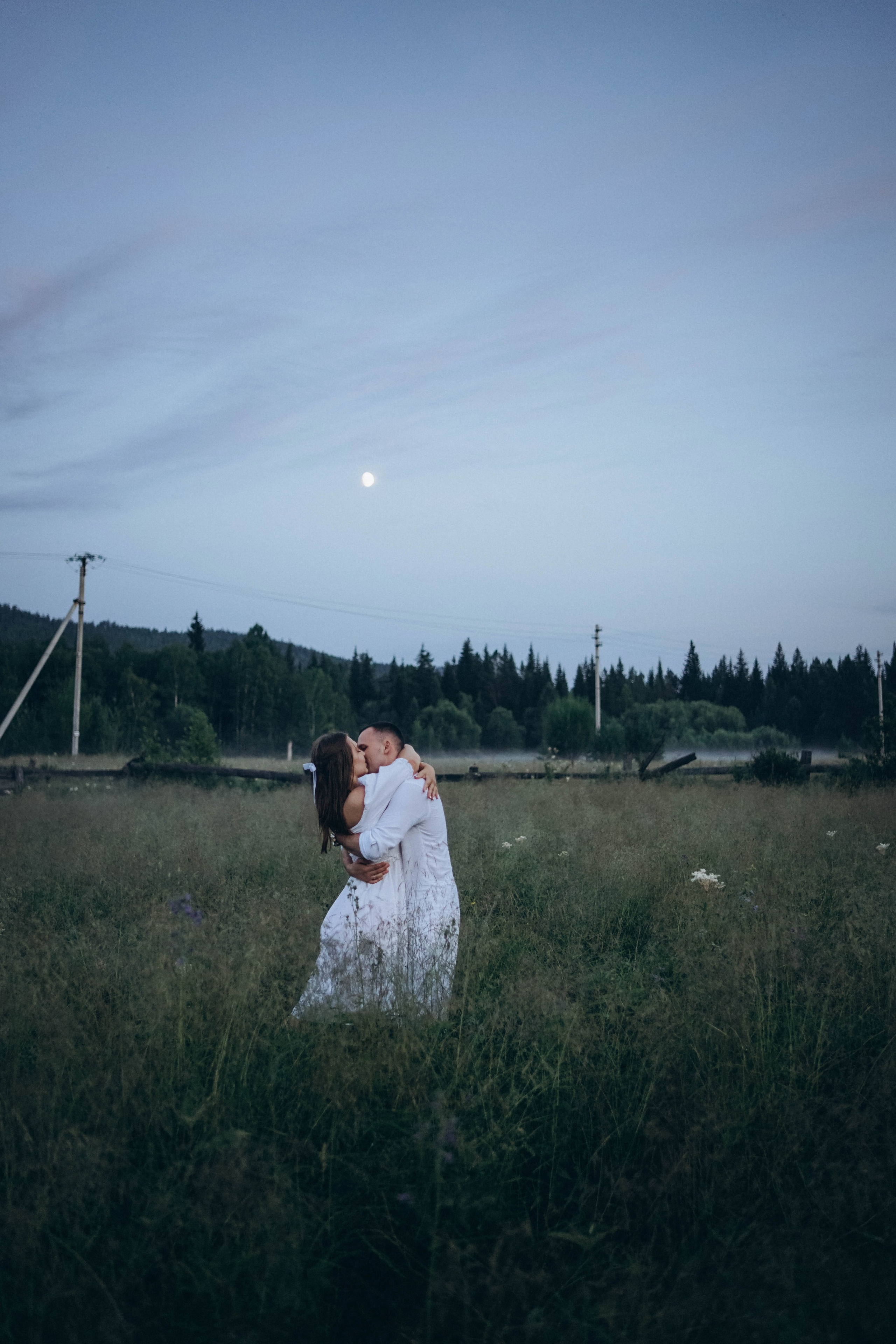 Аня и Паша: регистрация, прогулка по городу, выездная съемка на природе. Фотограф в Иркутске
