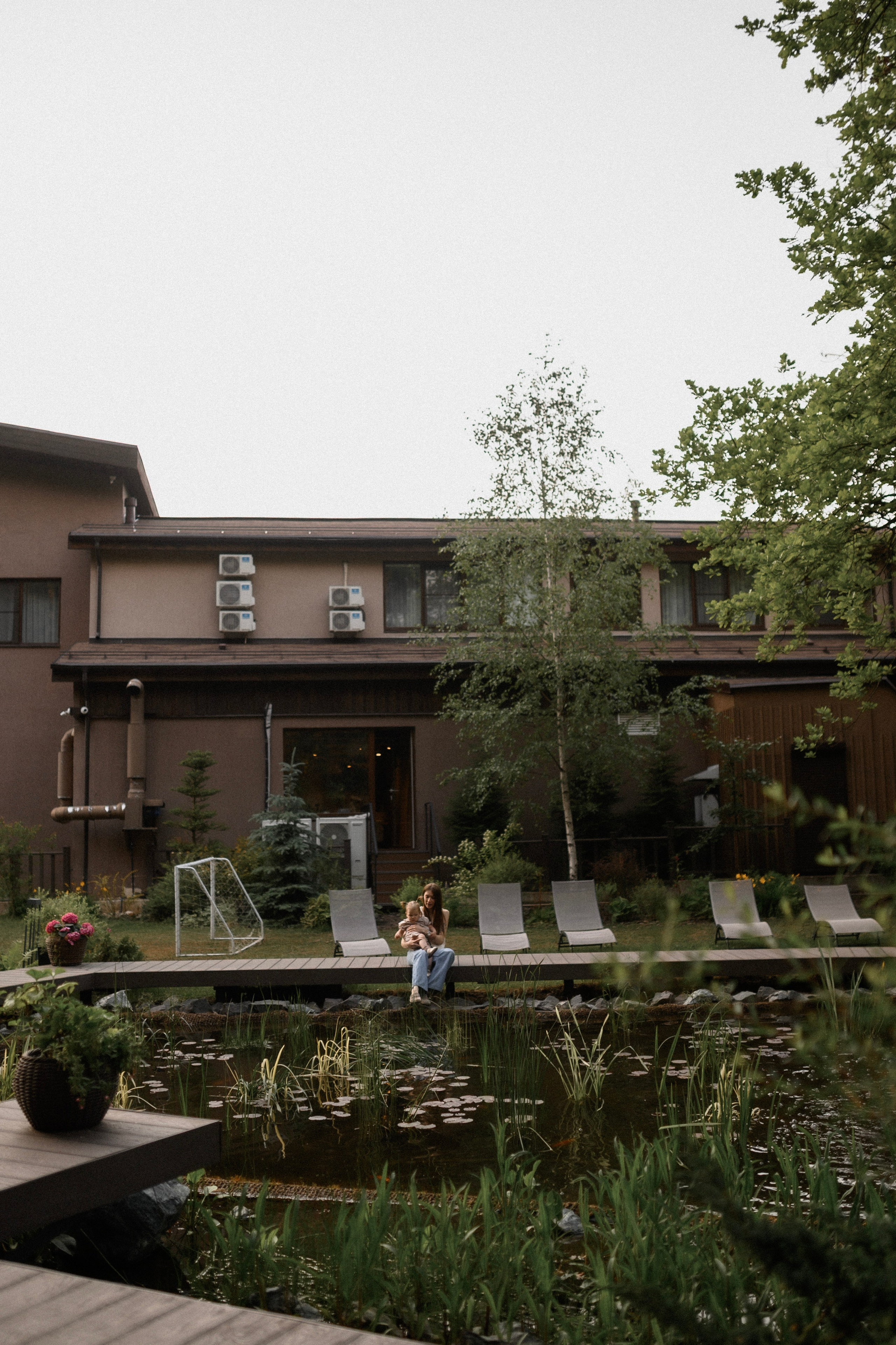 Надя и Алиса в ресторане Кедр. Семейный и свадебный lifestyle-фотограф в Москве Мария Петрова