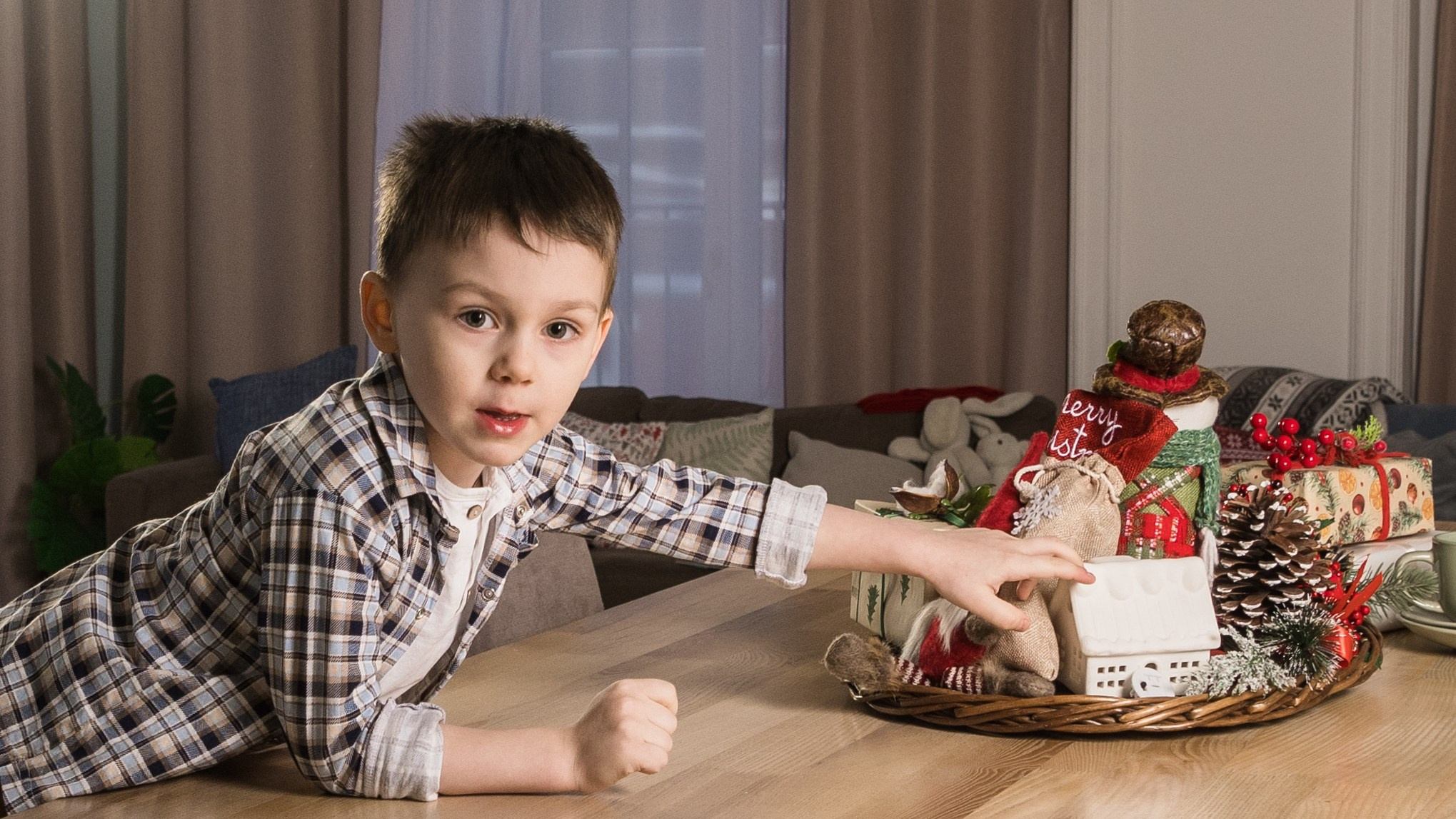 Семейные студийные фотосессии. Семейный и индивидуальный фотограф Life style в Санкт-Петербурге Мария