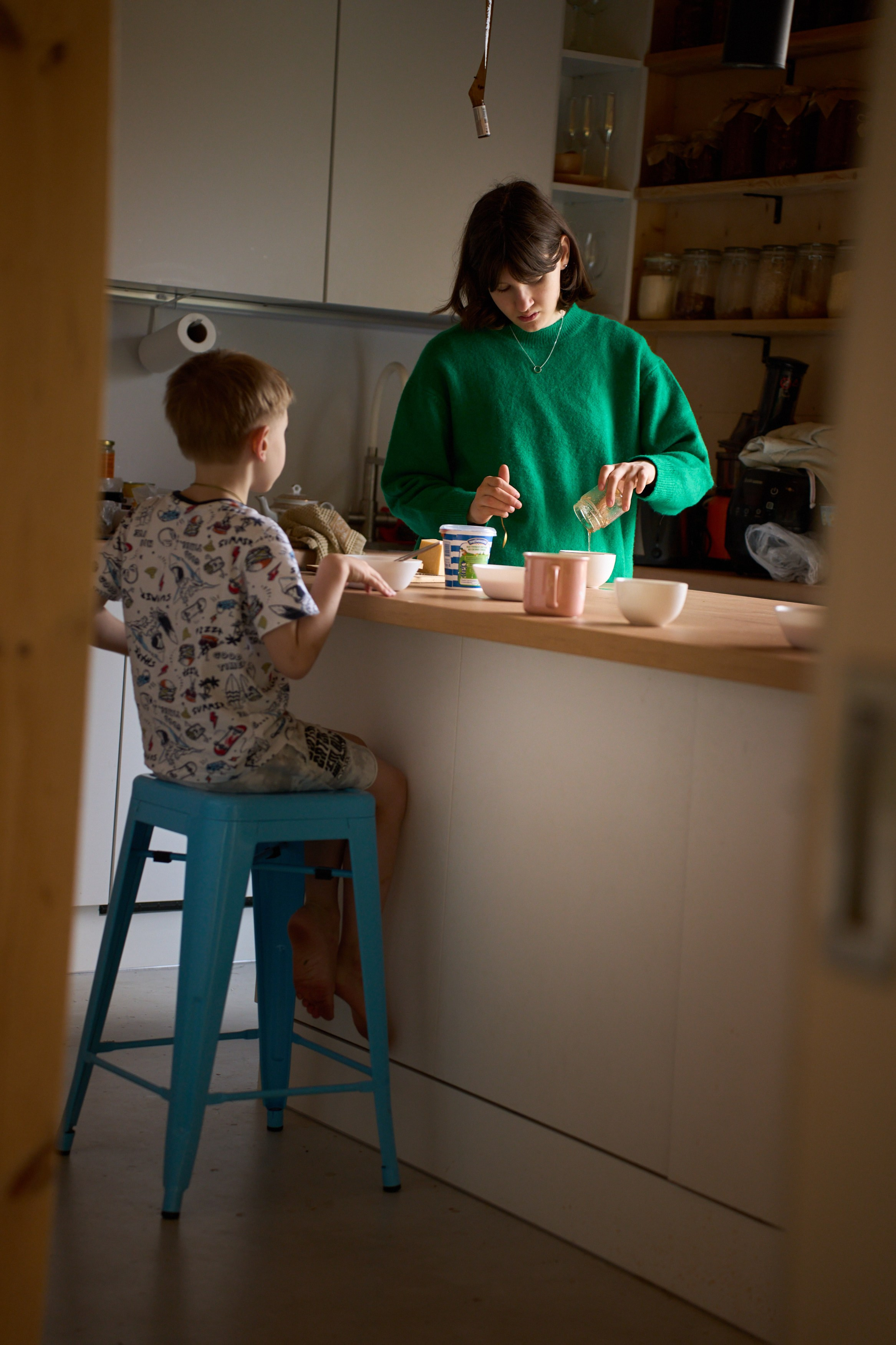 Четверо детей в доме. Фотограф Женя Пашкина