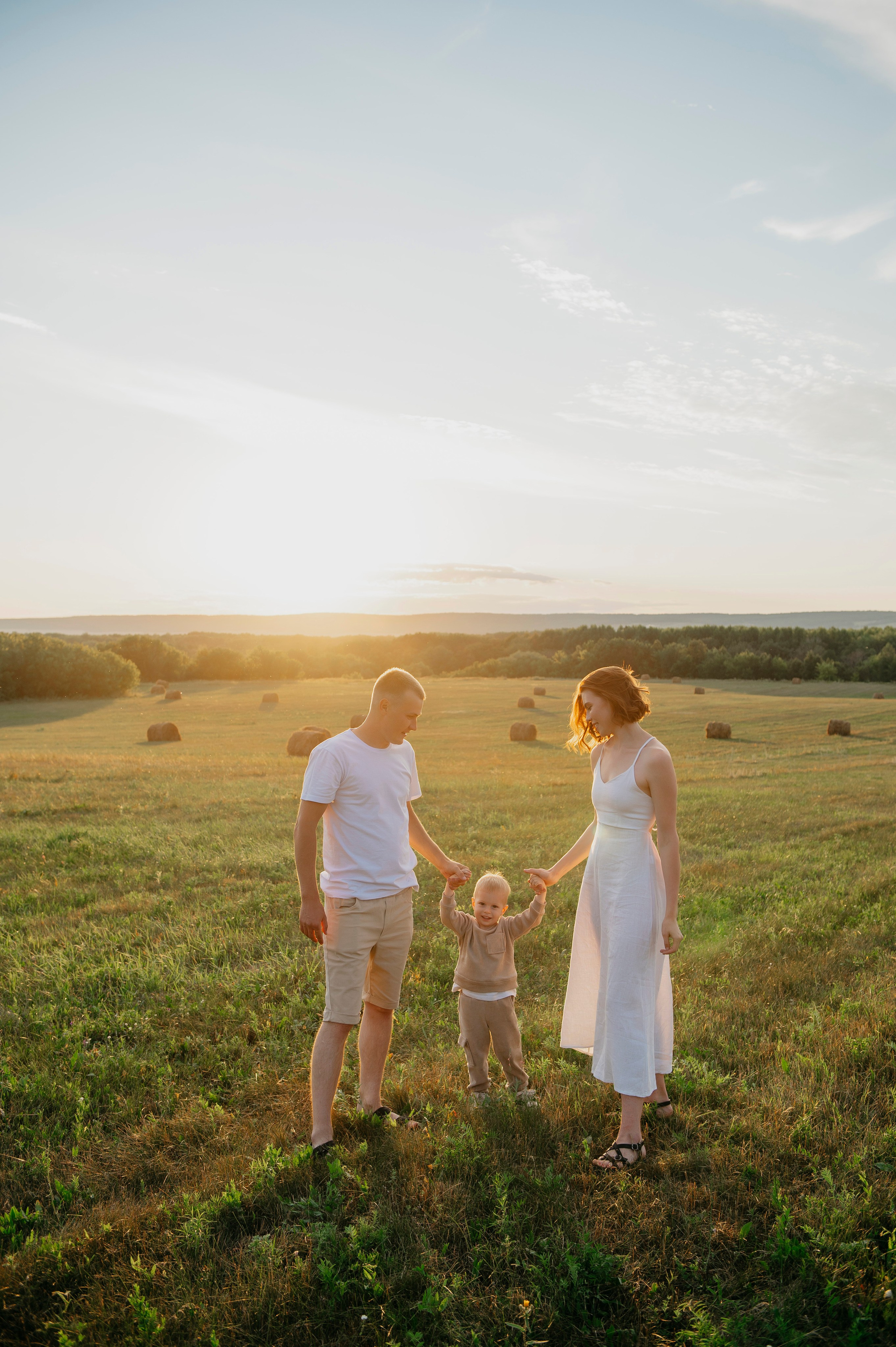 Семейная прогулка на закте. Фотограф Дарья Семина