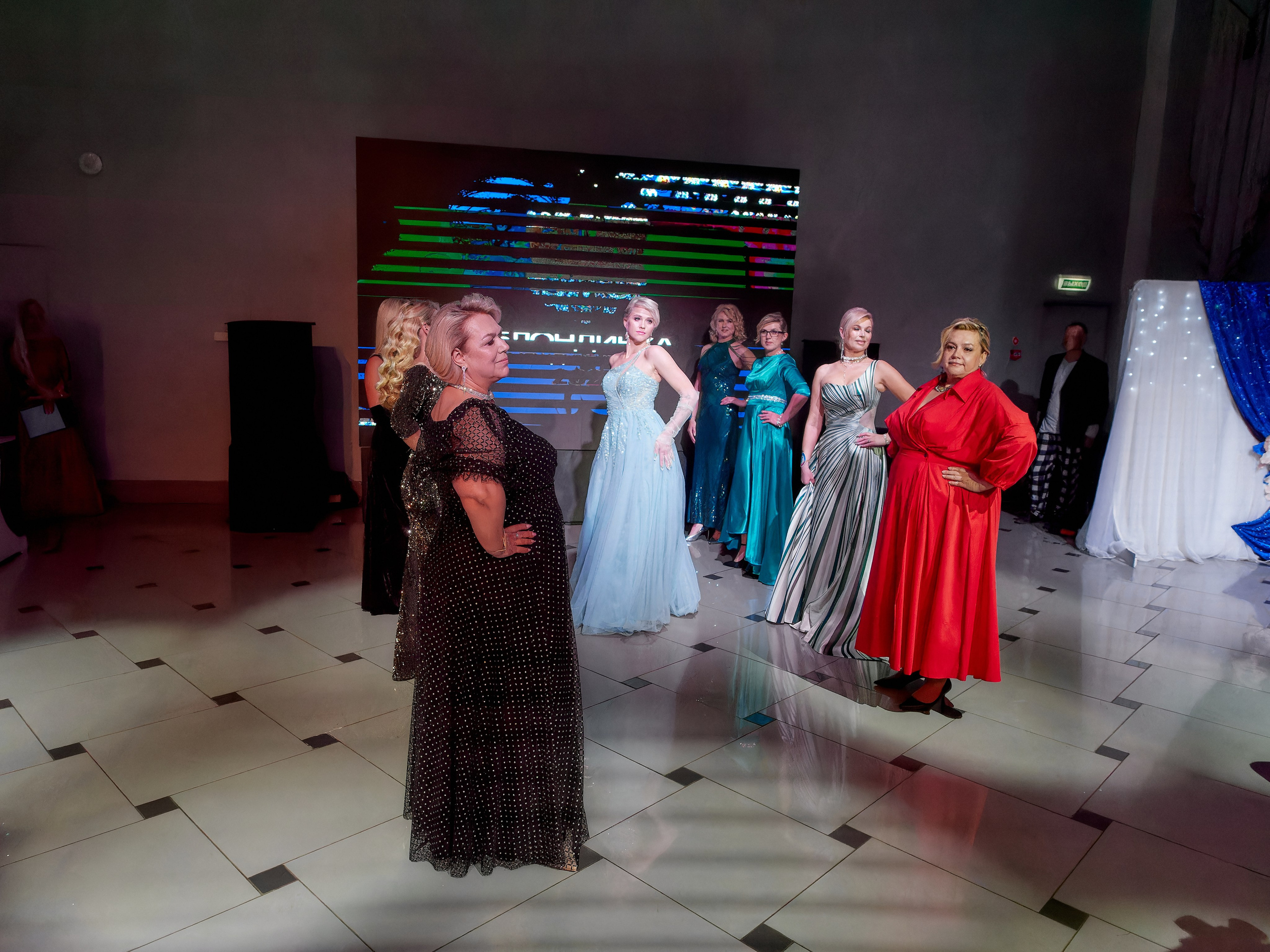 Блондинка Междуреченска. Семейный и детский фотограф в Междуреченск Олег Бамбульский