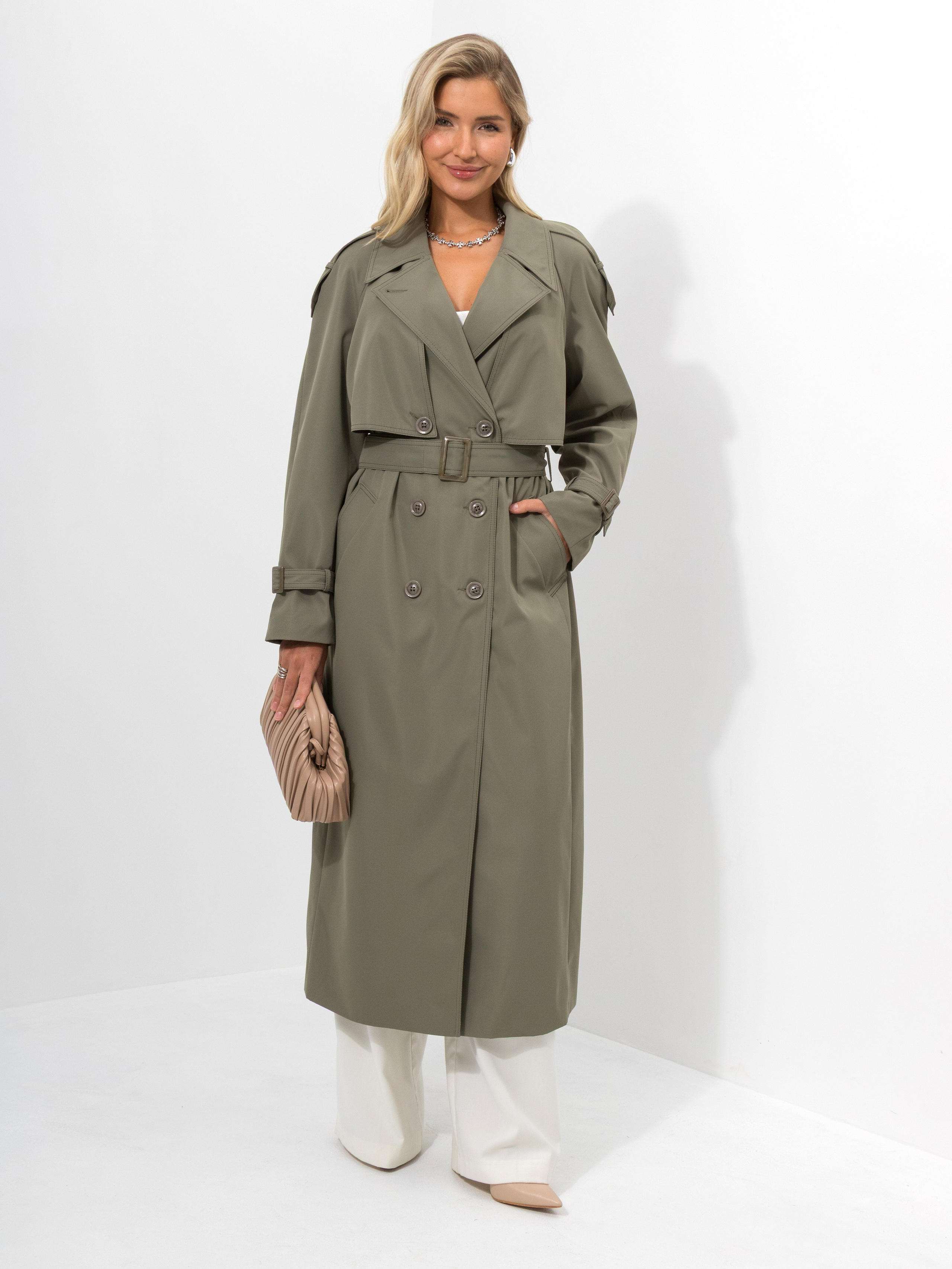 Тренчи. ФОТО для МАРКЕТПЛЕЙСОВ