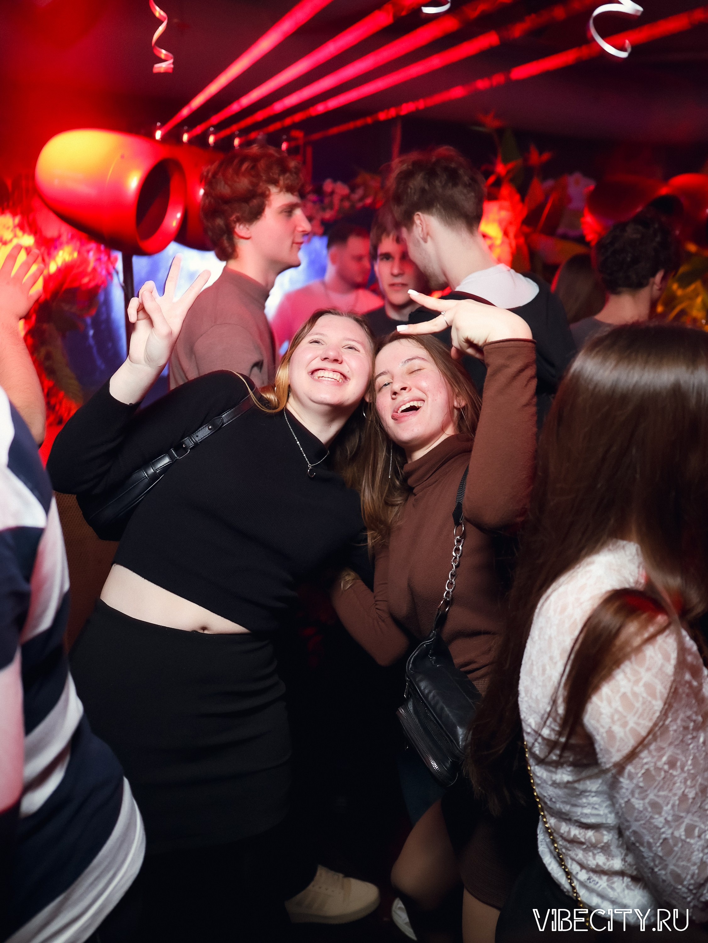 DOUBLE U. VIBECITY.RU Вайб Сити Ру Фоторепортажи Фотоотчеты Калининград